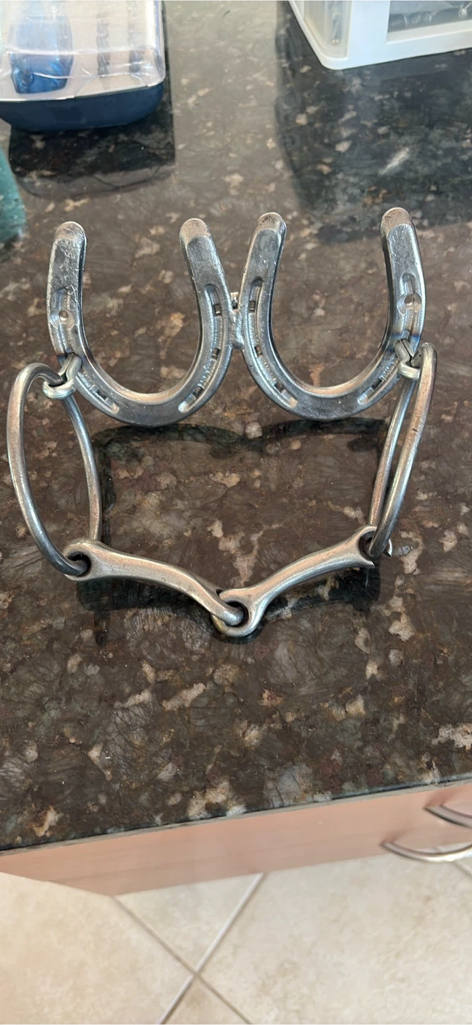 Toilet role Holder made from Horseshoe Bit Rack - photo 3