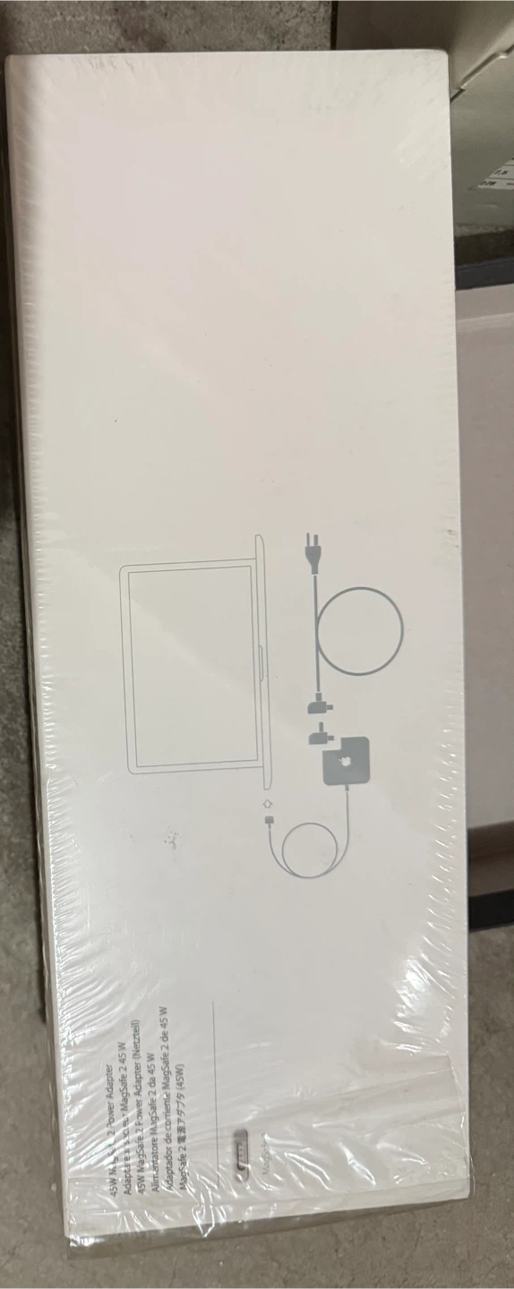 New Apple 45W MagSafe 2 Power Adapter - photo 2