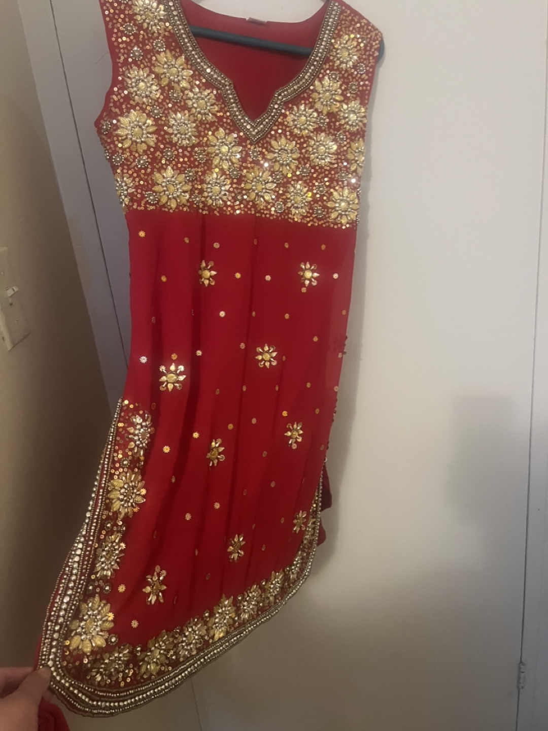 Red & Gold Embellished Salwar Kameez - photo 2