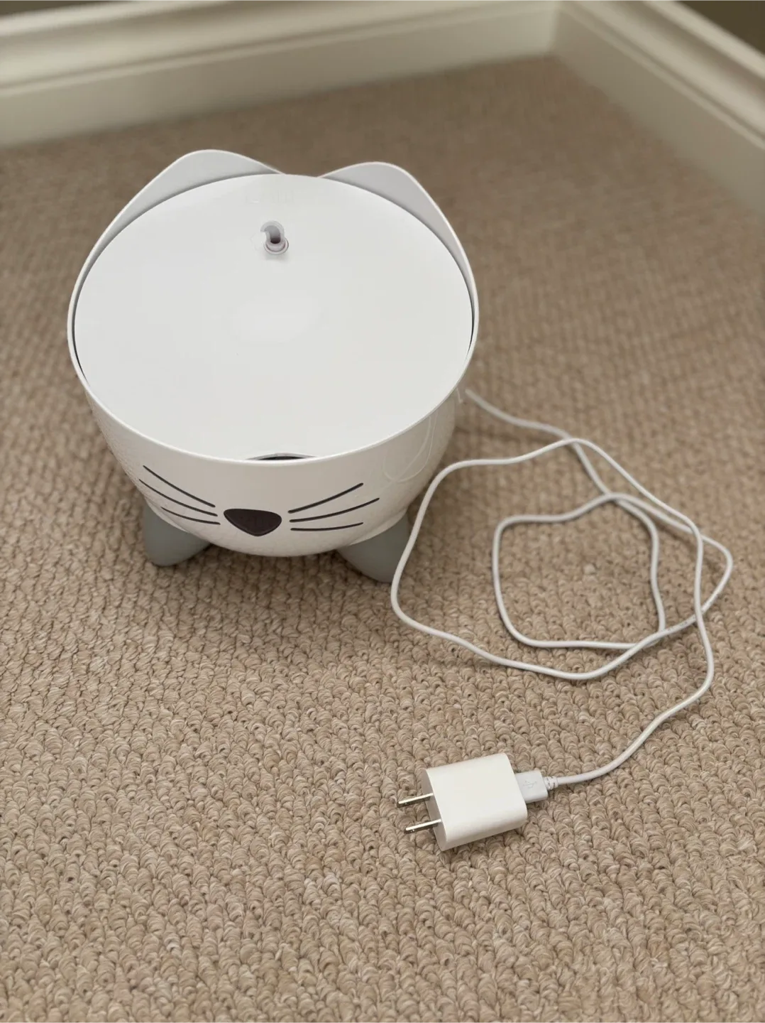 Catit - Cat Plug In Water Fountain (BRAND NEW) image indicator(3)