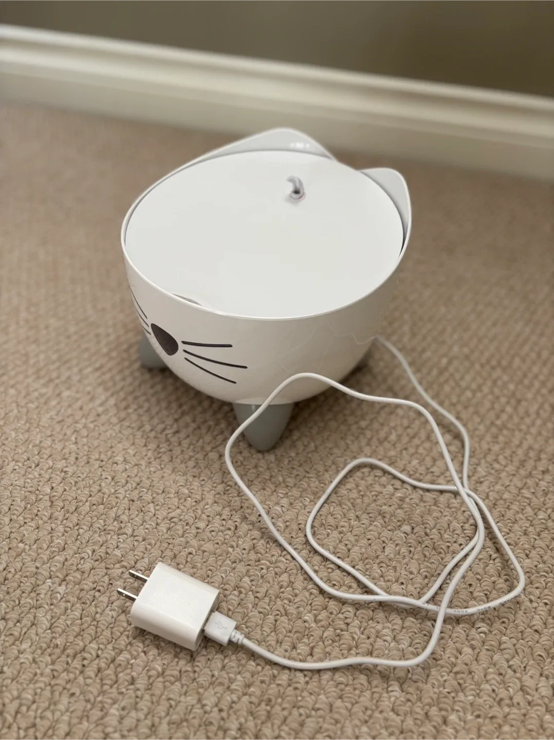 Catit - Cat Plug In Water Fountain (BRAND NEW) image indicator(2)