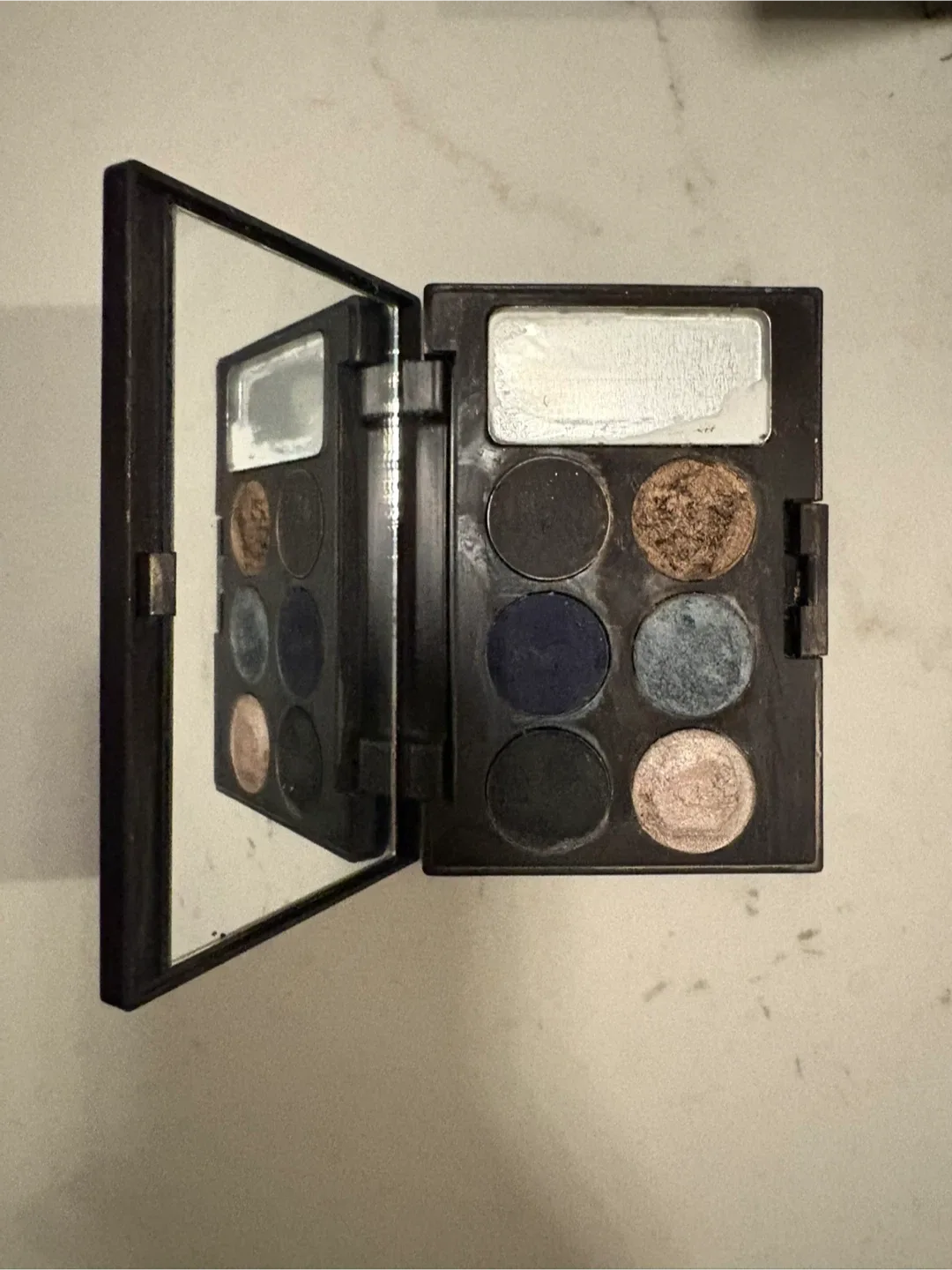 Laura Mercier Eyeshadow Palette - Limited Edition thumbnail
