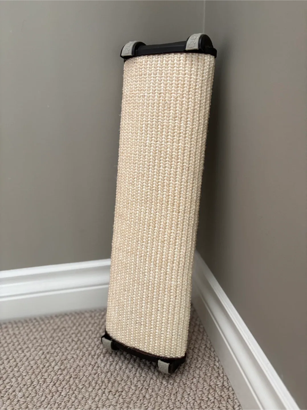 Cat Scratching Post - Corner Style (BRAND NEW) image indicator(2)