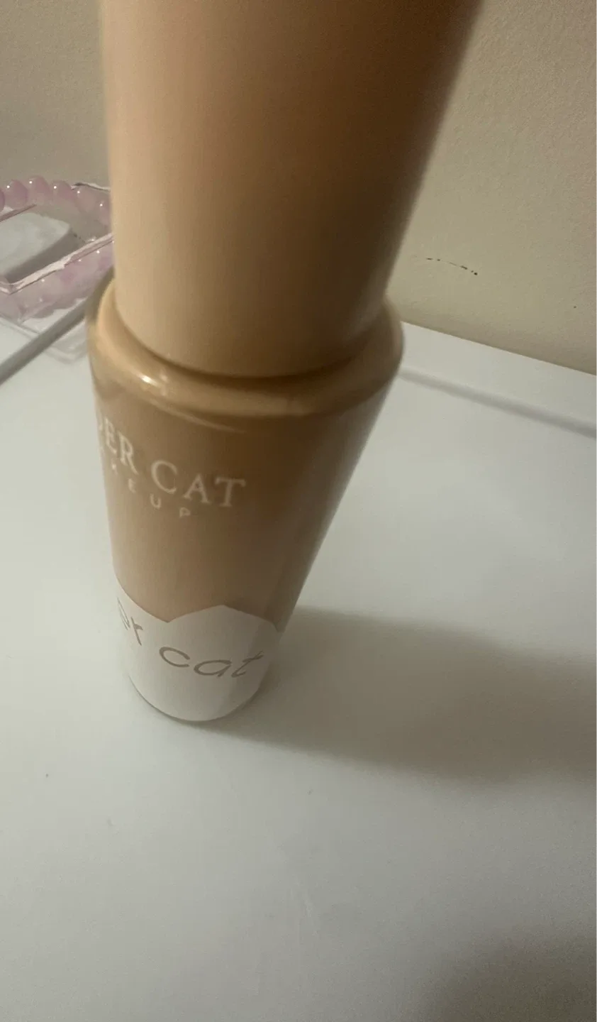 Glowy/dewy foundation image indicator(3)