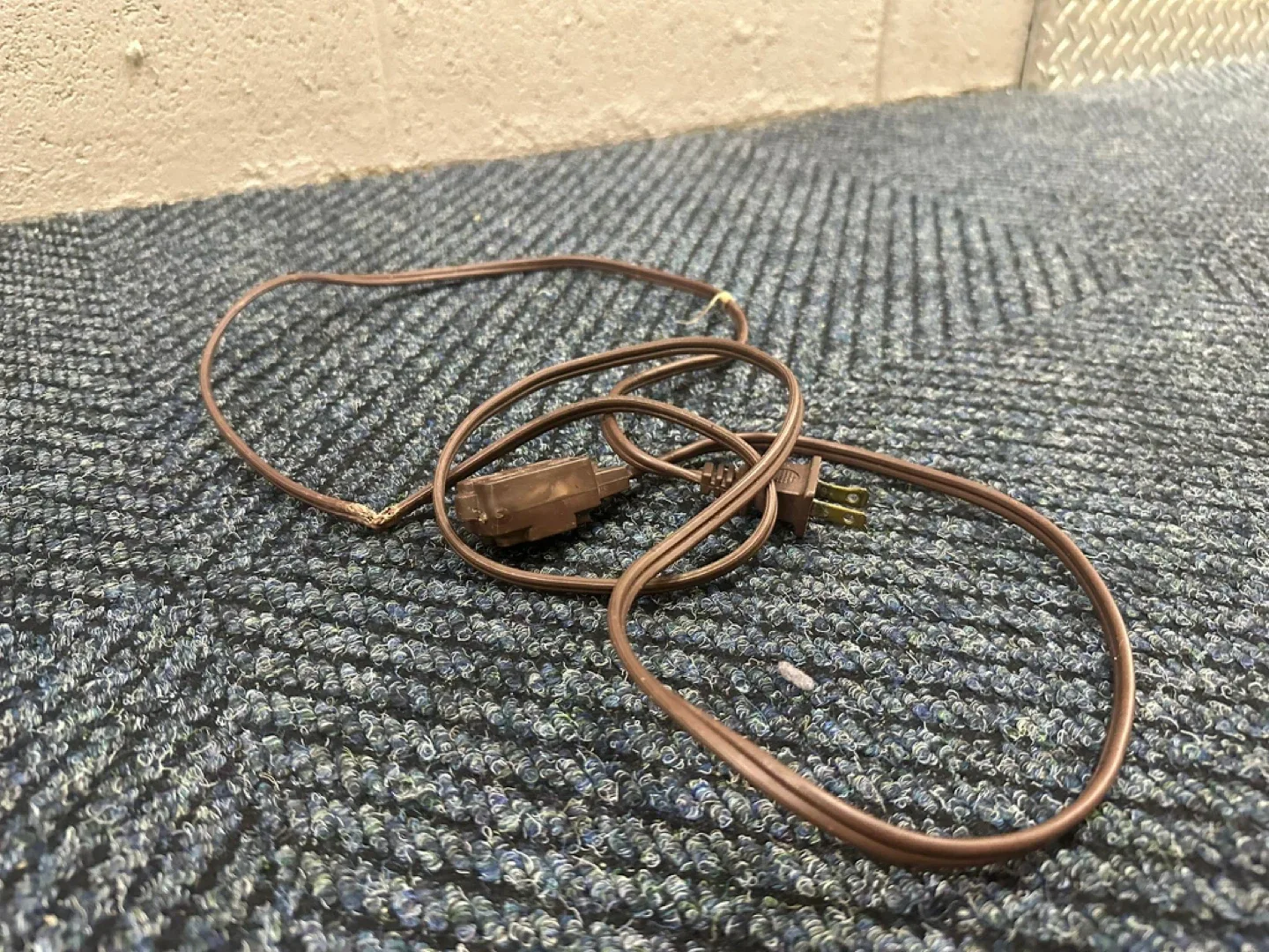 Extension cord thumbnail