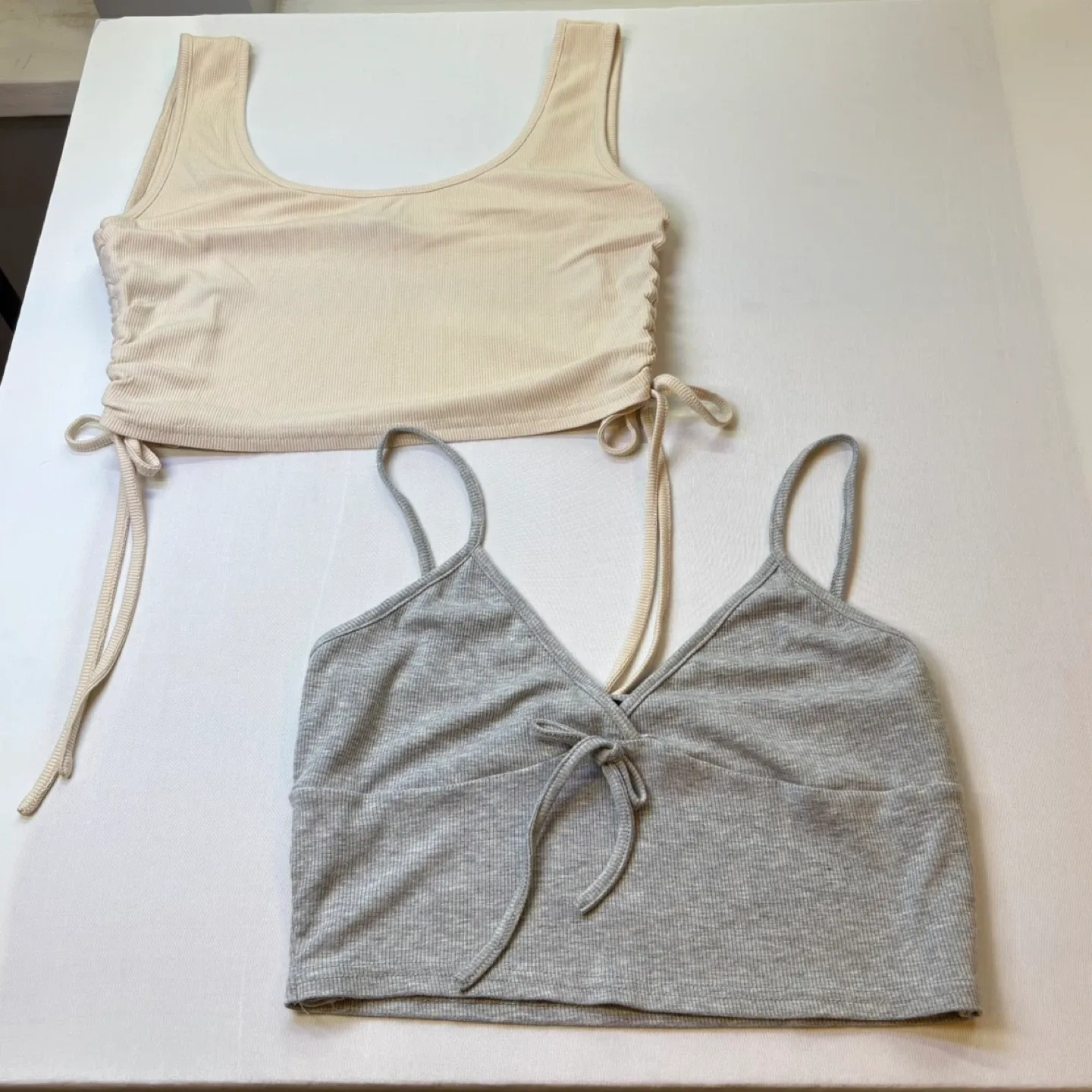 Zaful Set of 2 Ribbed Cami Cropped Tank Tops Cream Gray Sz XL