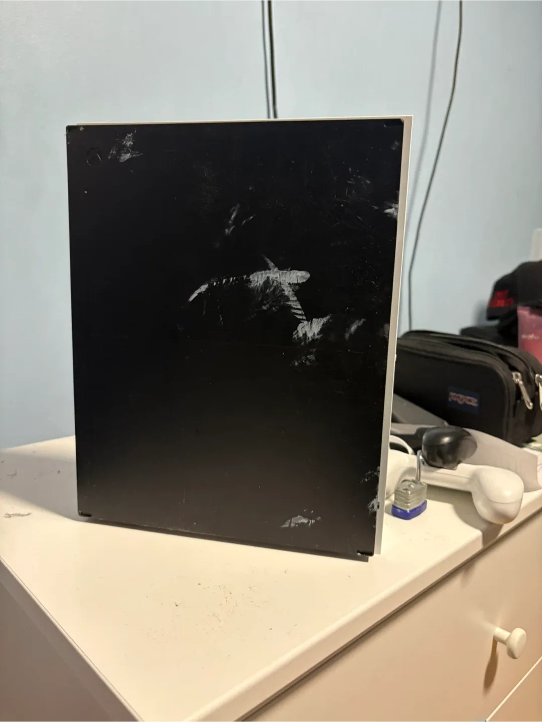 Xbox One S White Console image indicator(3)