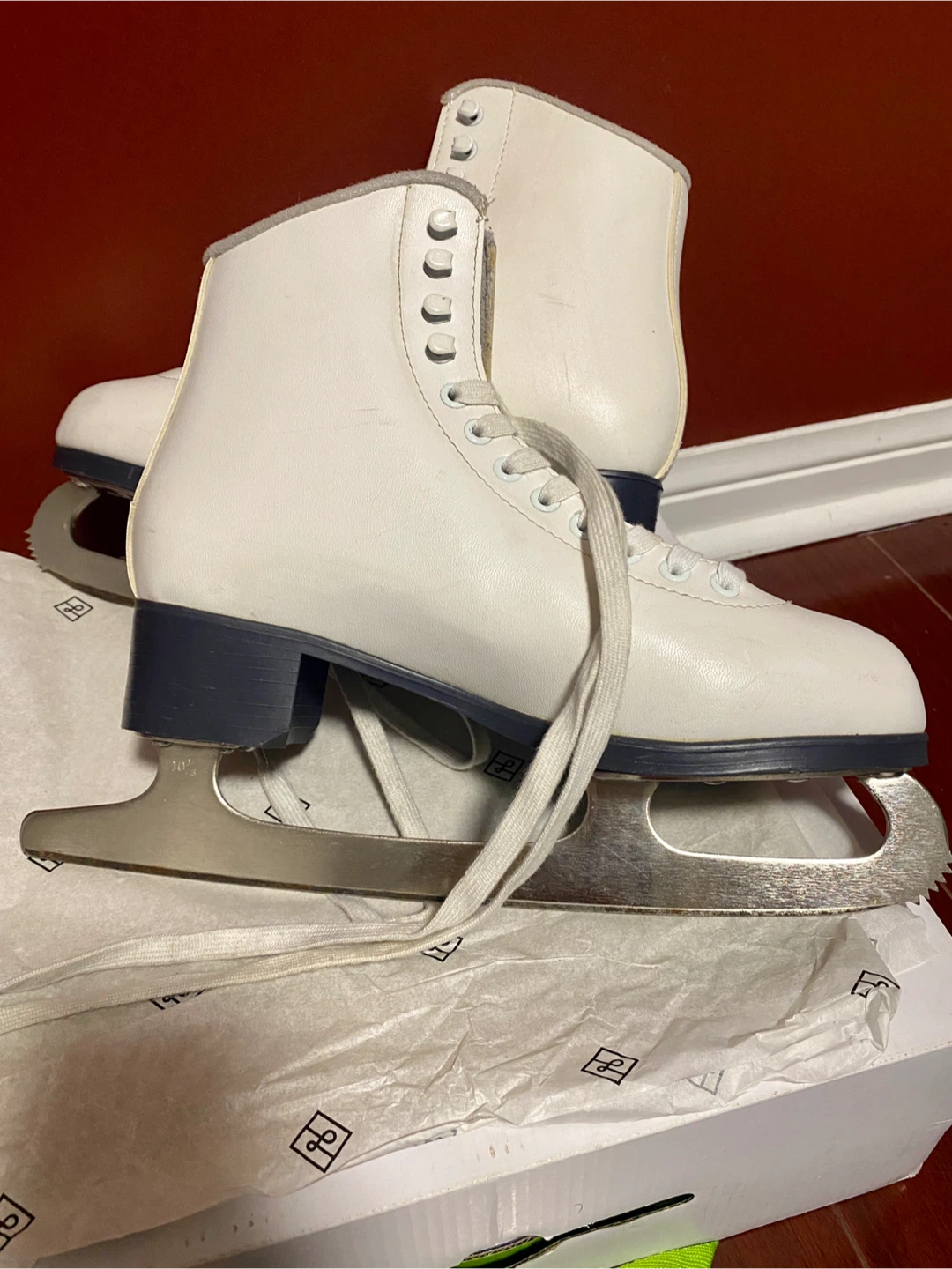 Jackson Cameo CS1350 White Figure Skates