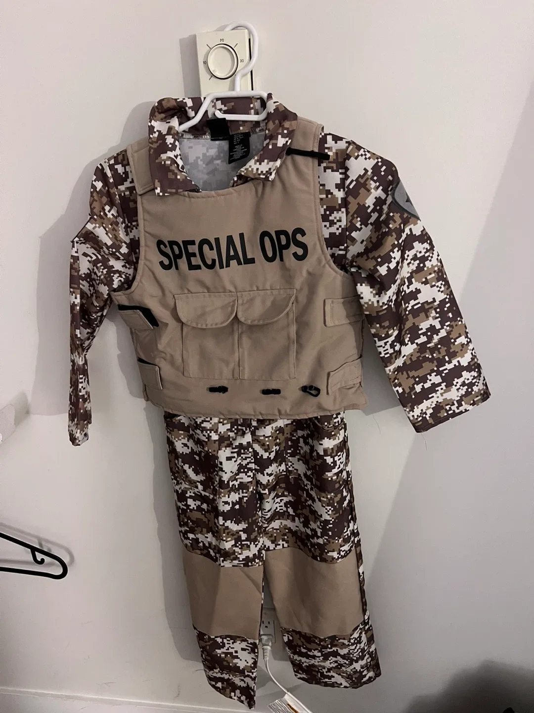 Authentic Kids Special Ops Costume - Size L (7) thumbnail