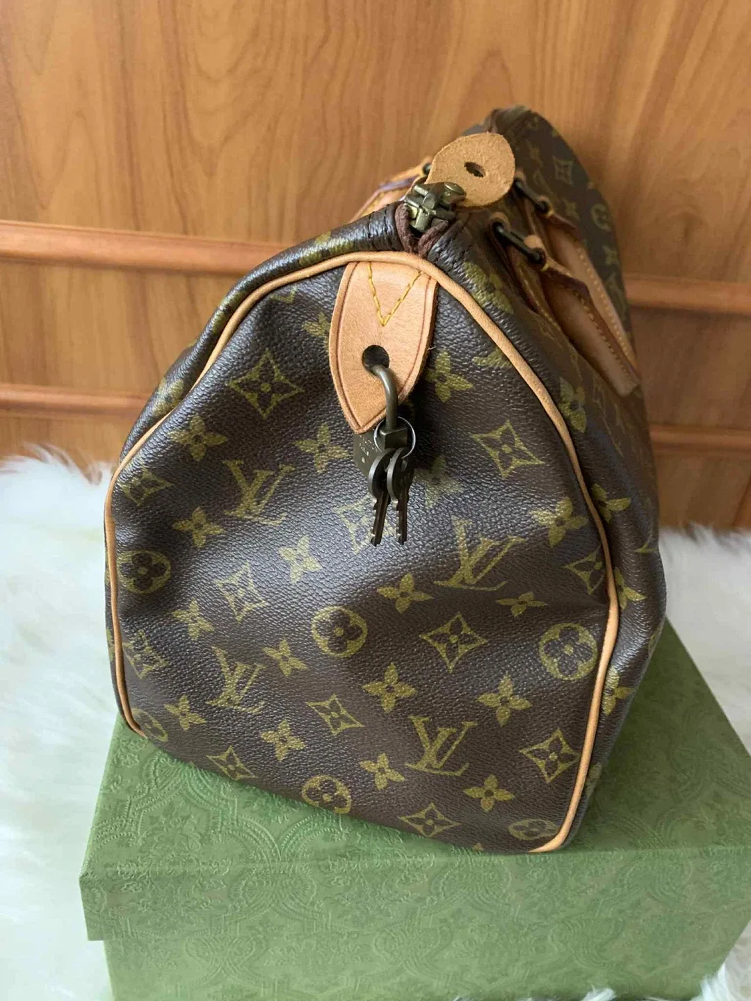 Speedy 35 Monogram image indicator(3)