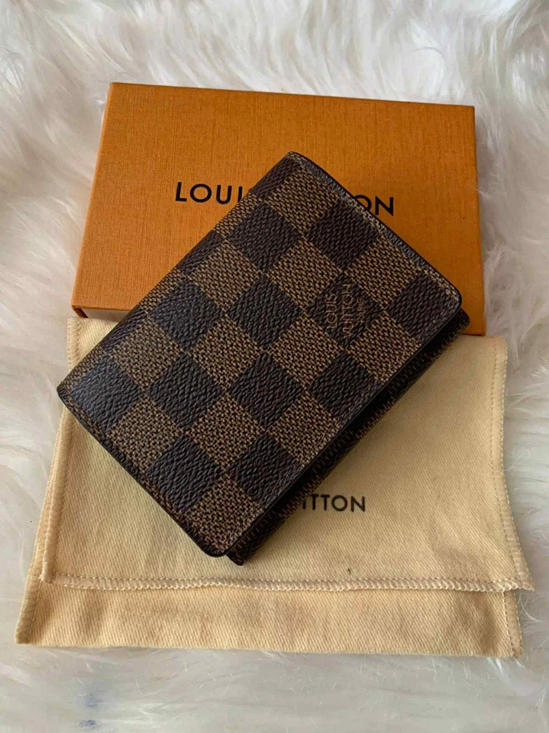 Louis Vuitton Damier Ebene Card Case image indicator(6)