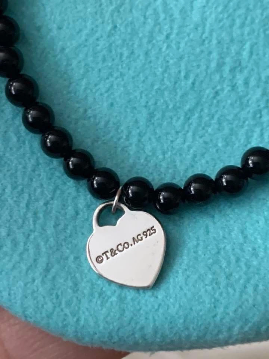 Tiffany & Co. Onyx Heart Tag Bracelet - photo 3