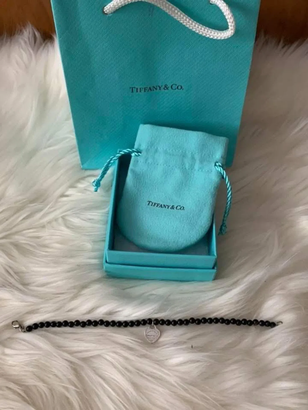 Tiffany & Co. Onyx Heart Tag Bracelet image indicator(7)