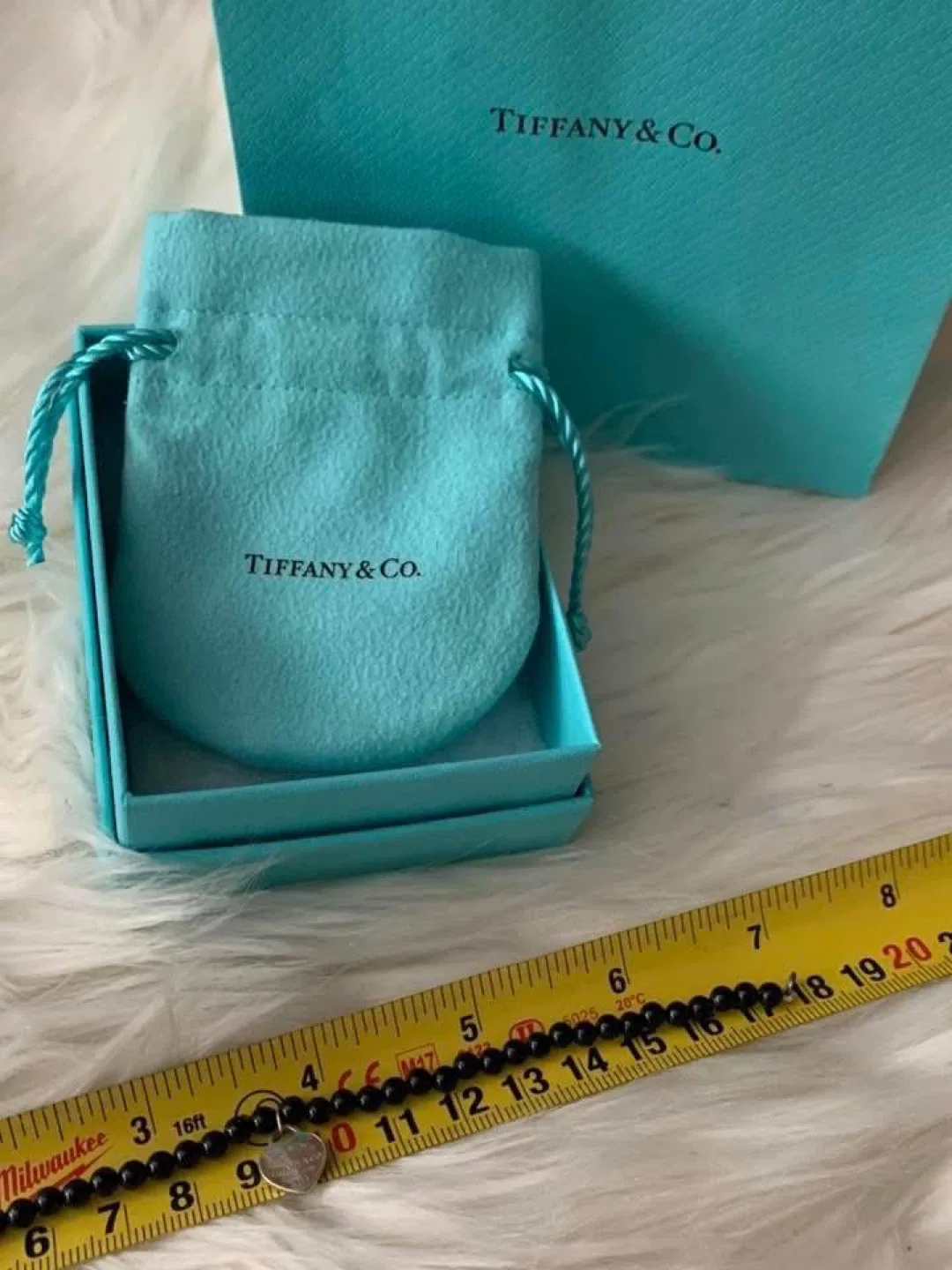 Tiffany & Co. Onyx Heart Tag Bracelet image indicator(9)