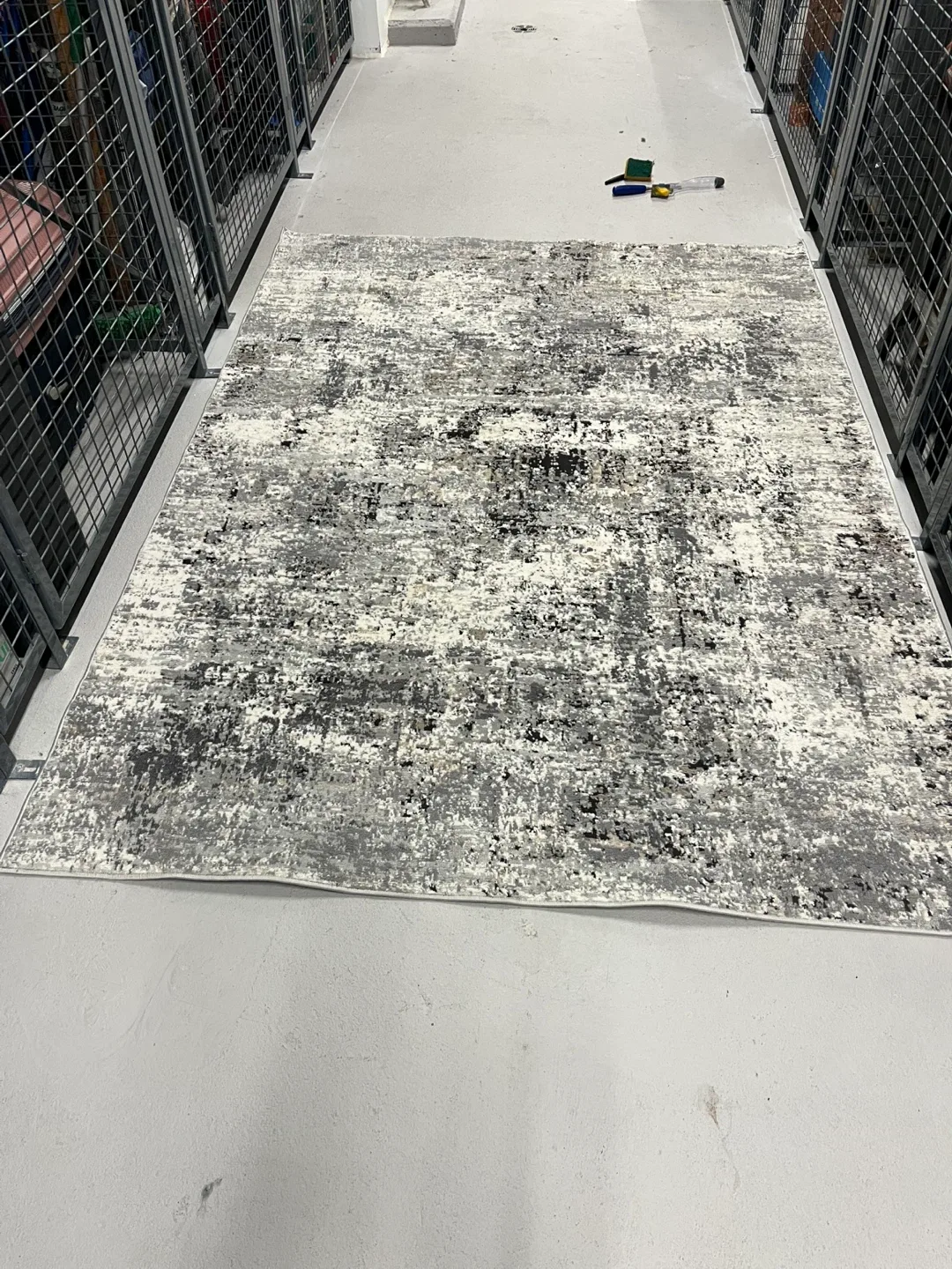 Eternity Rug - Charcoal image indicator(5)