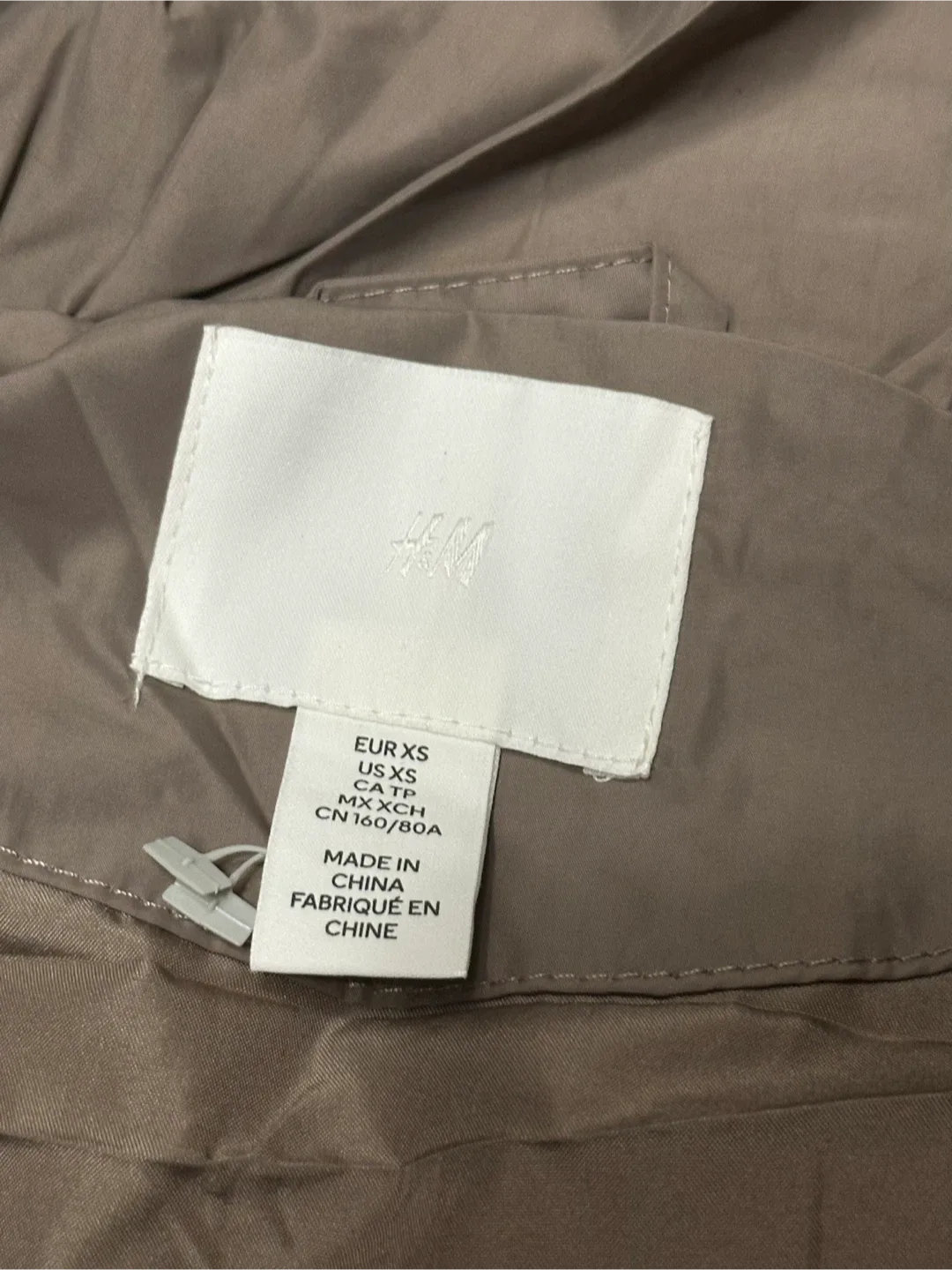 H&M Long Puffer Vest image indicator(6)