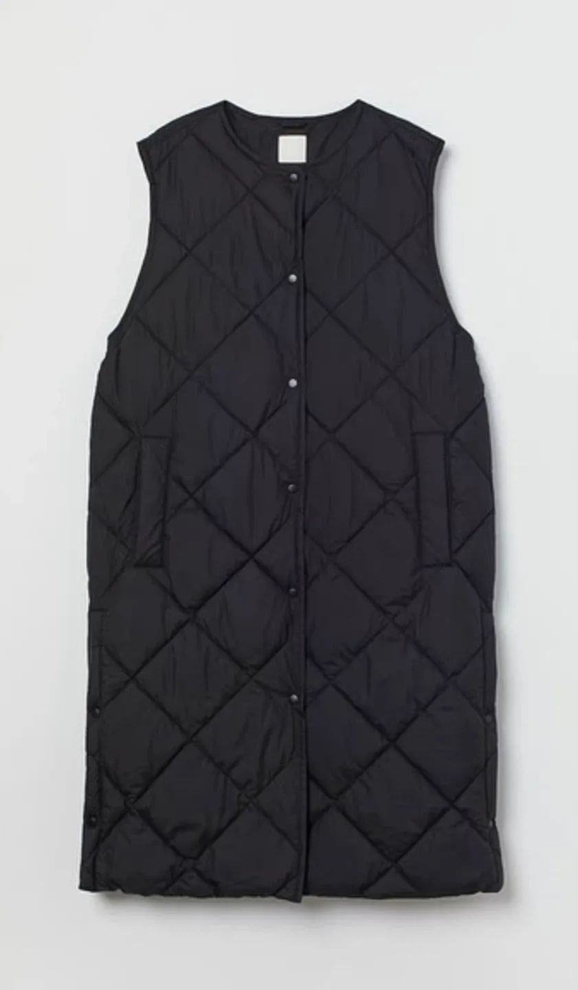 H&M Black Long Quilted Vest image indicator(5)