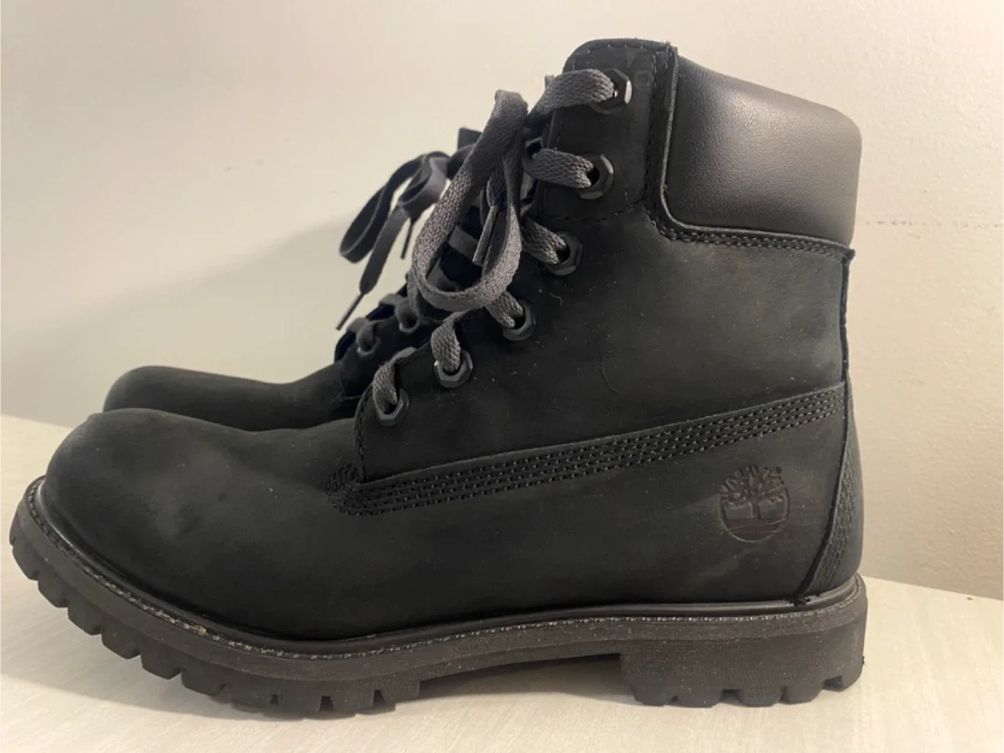 Timberland Premium 6” Ankle-High Boots image indicator(2)