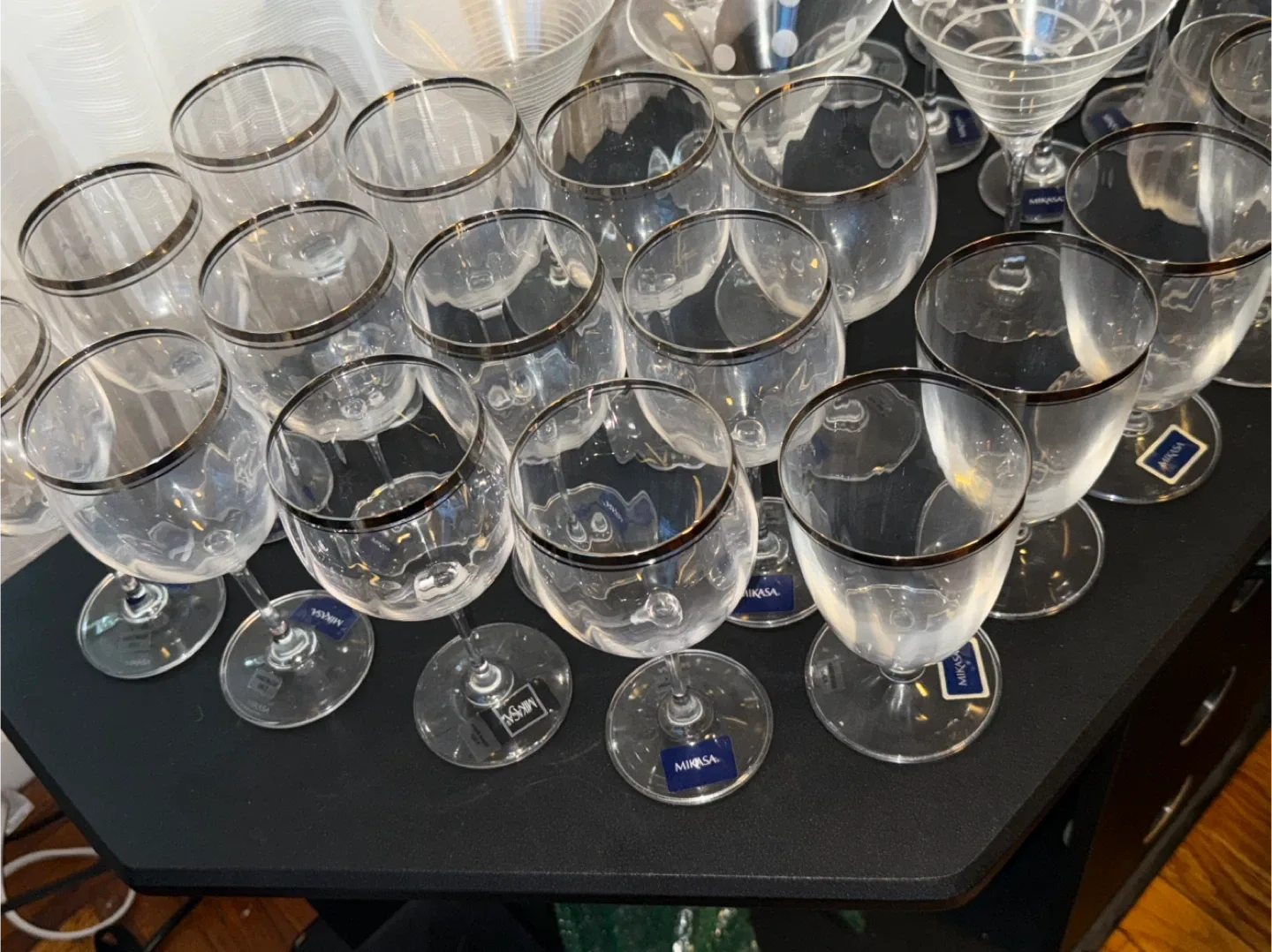 Mikasa Silver Rim bundle of wine /water / champagne glasses image indicator(5)