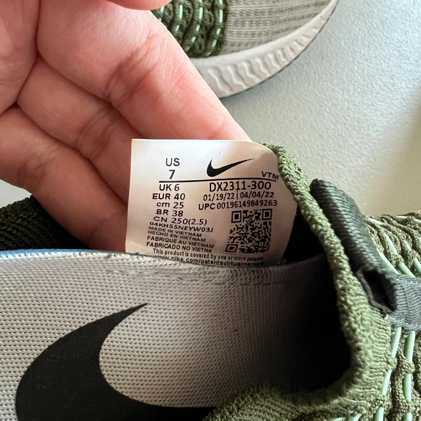 Nike React Phantom Run - US 7 - photo 2