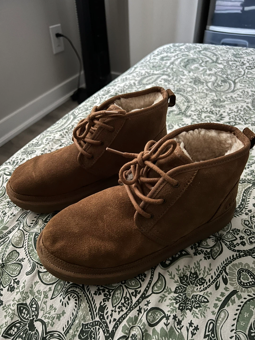 UGG Neumel Boots - Size EU 37 - photo 2