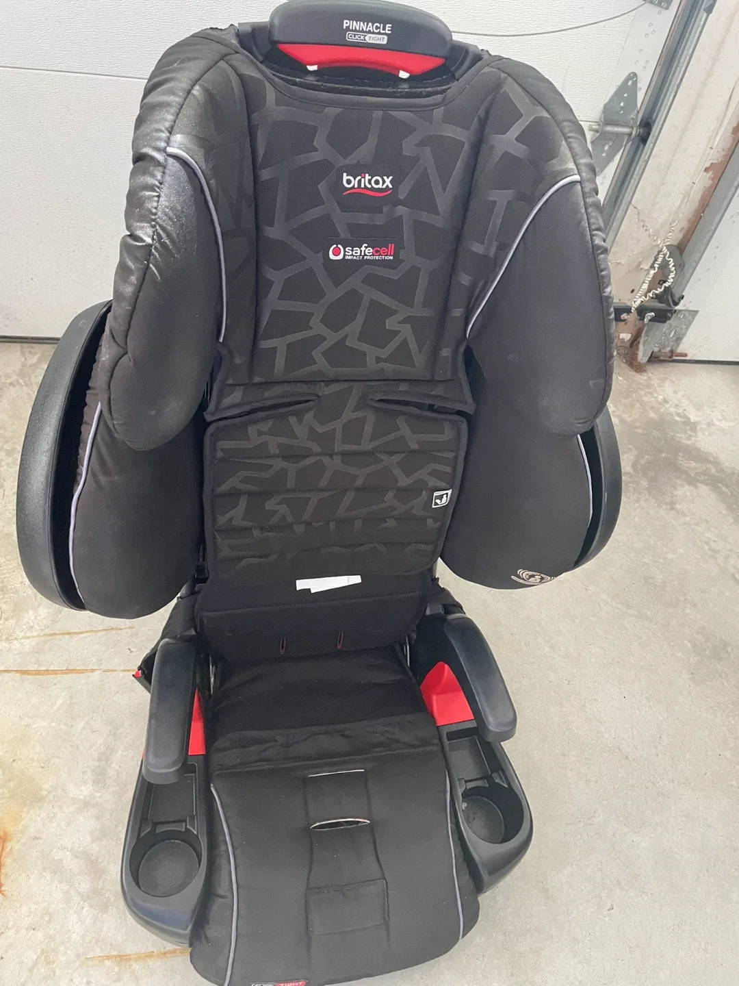 Britax Pinnacle ClickTight Car Seat. No accidents. No damage thumbnail