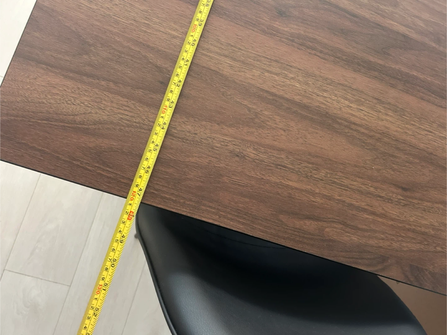 Structube Dining Table - photo 3