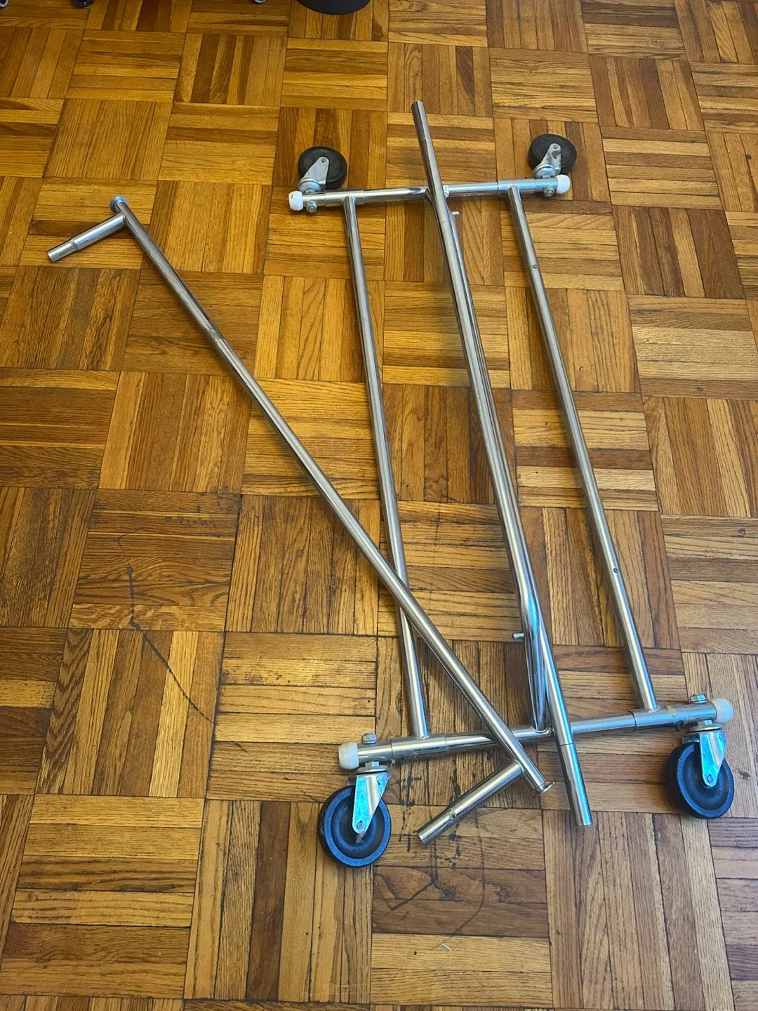 Clothing rack (industrial) thumbnail