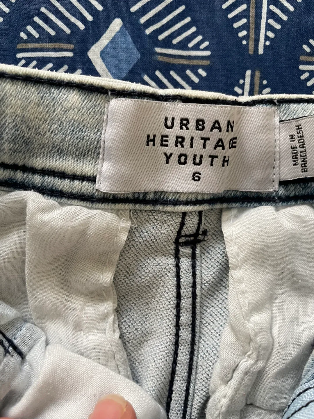 Urban Heritage Youth Shorts Size 6 🥕 image indicator(2)
