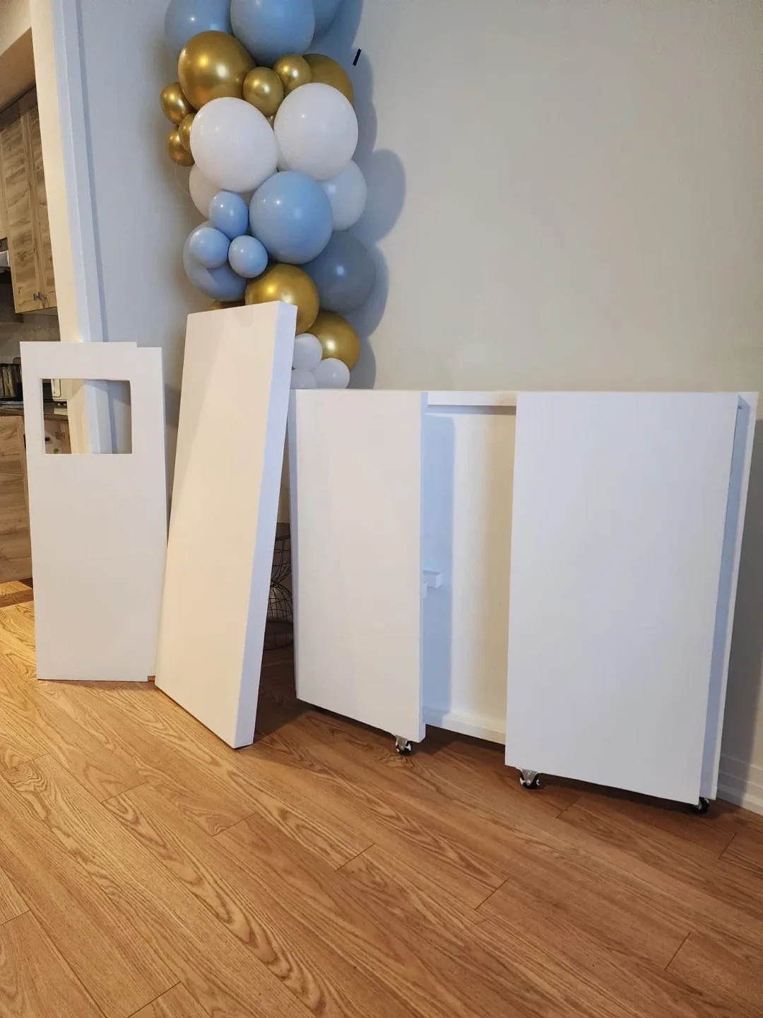 White Mobile Bar Cart with Sink image indicator(6)