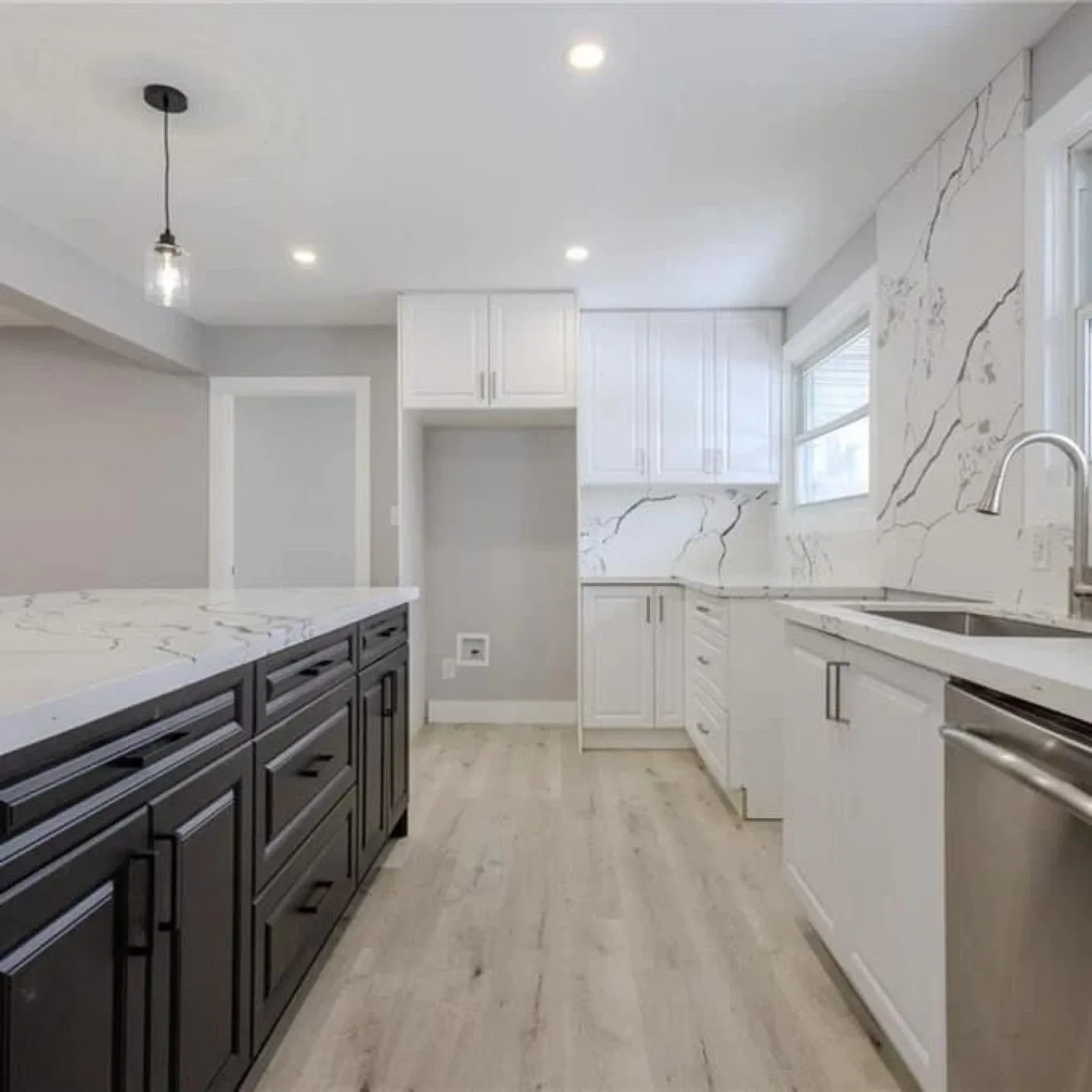 Kitchen cabinets image indicator(3)