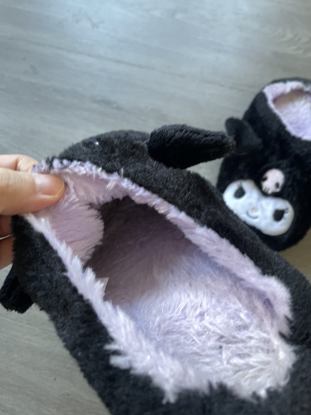 Kuromi Black Slippers - photo 2