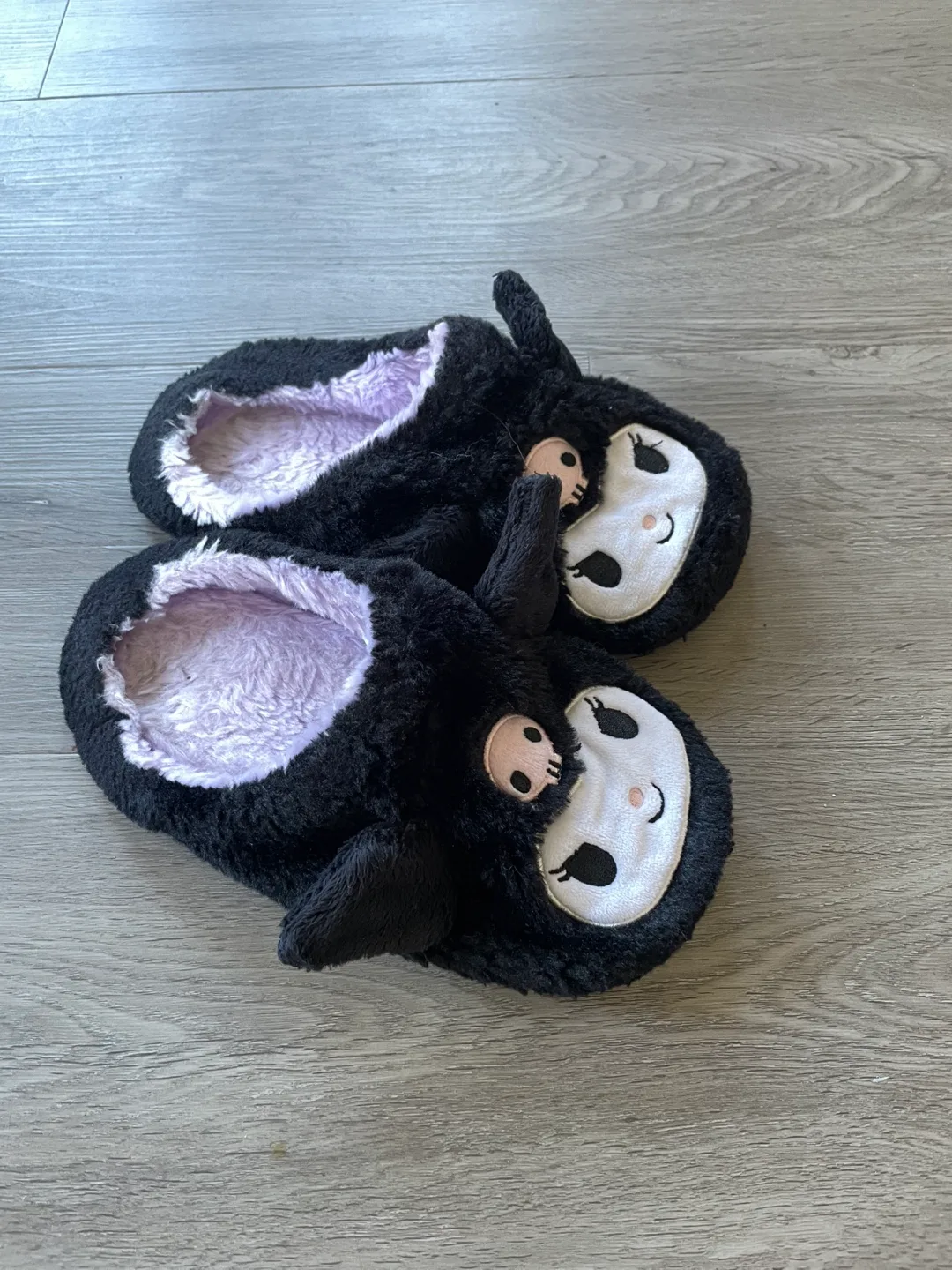 Kuromi Black Slippers image indicator(4)