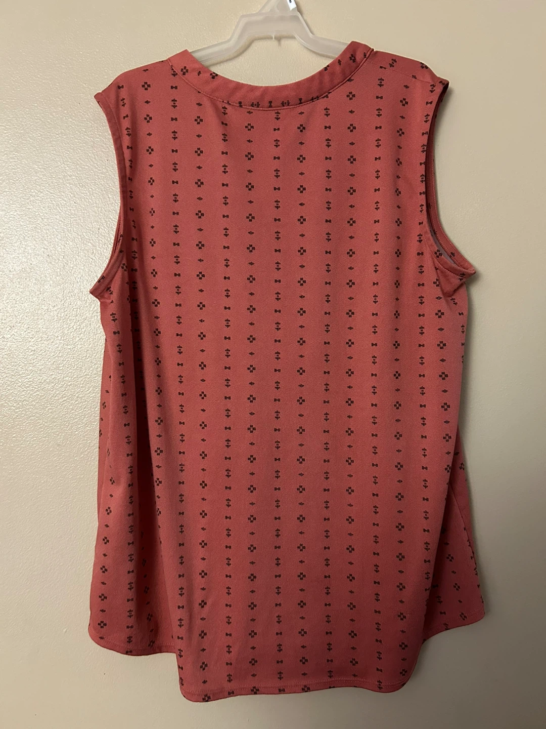 Lily Morgan Peach medium top with black print - photo 2