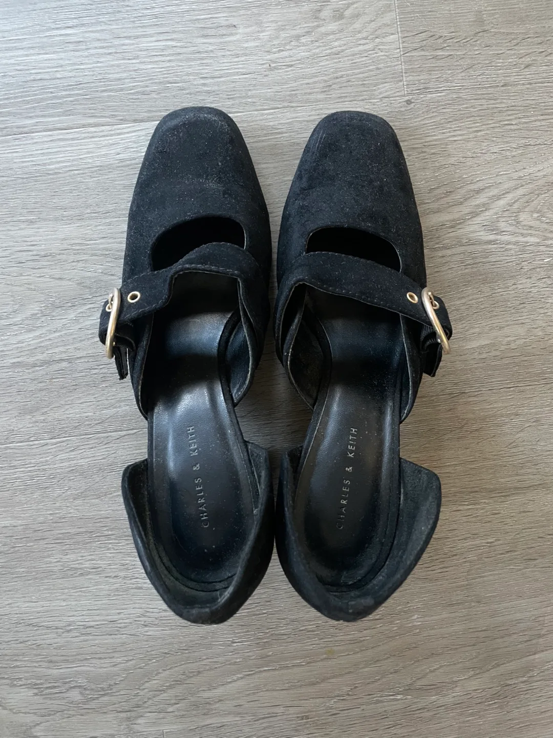 Charles & Keith Black Heels image indicator(4)