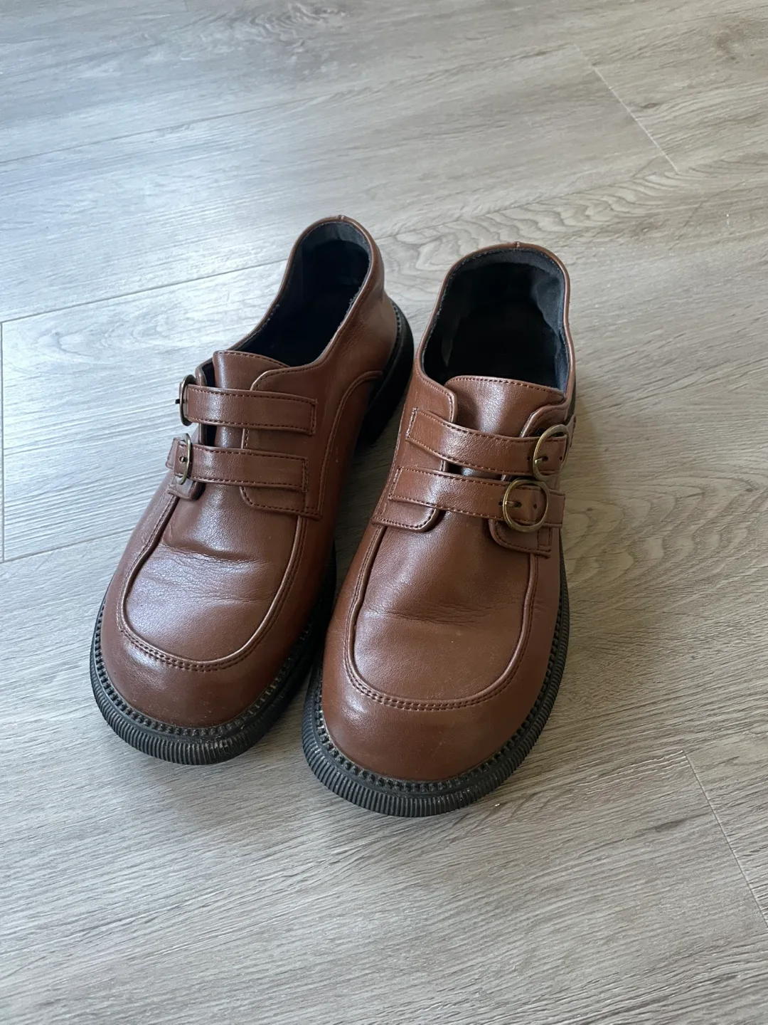 Nangonghua Brown Buckle Shoes image indicator(2)