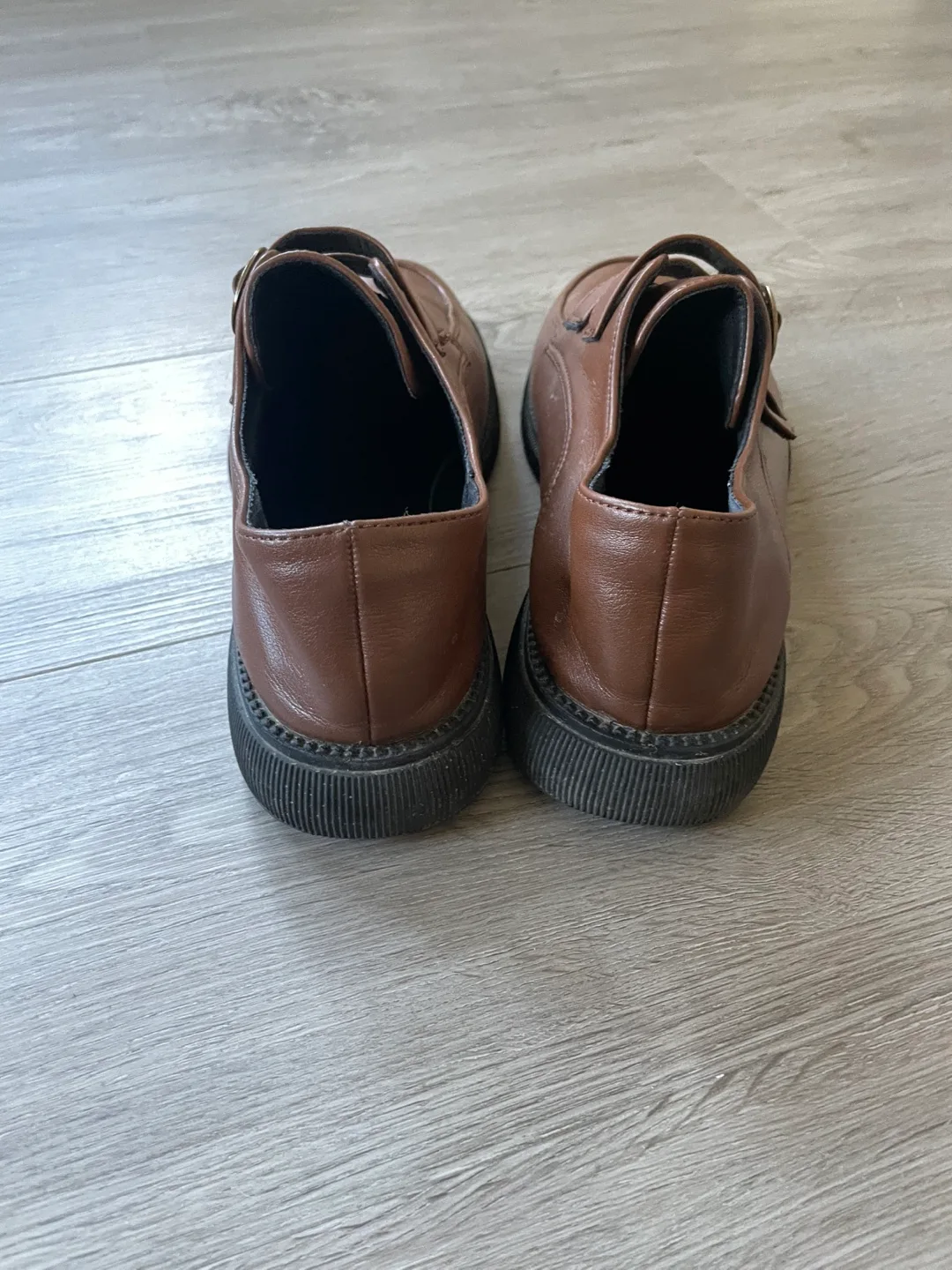 Nangonghua Brown Buckle Shoes image indicator(3)