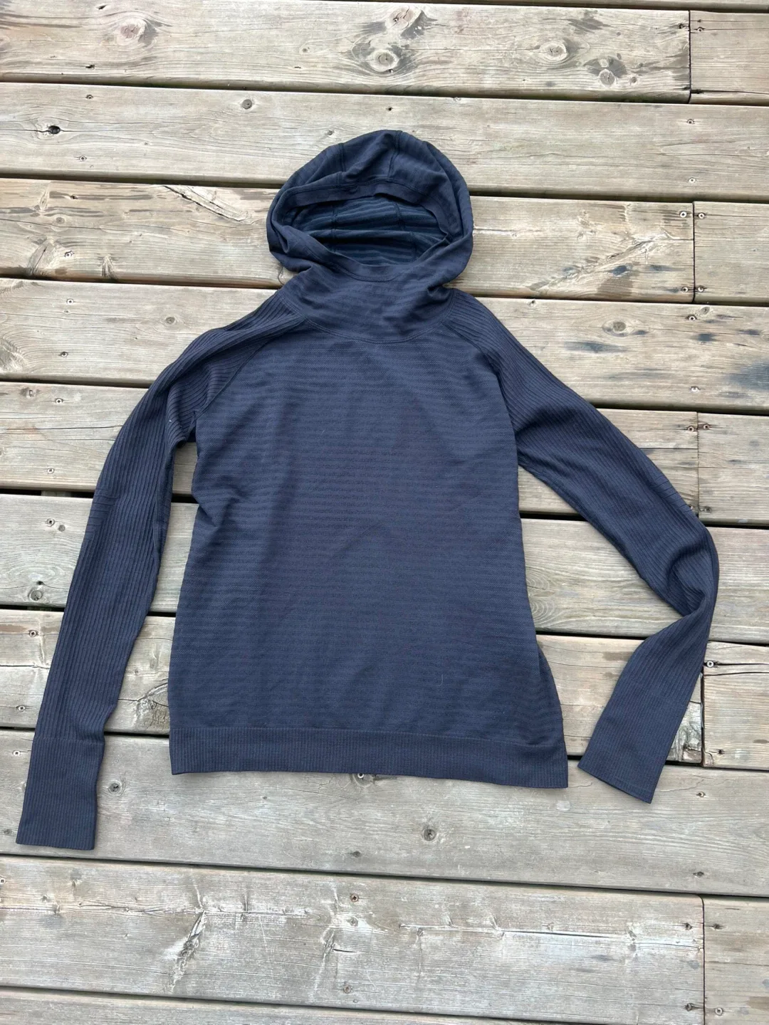 Lululemon Hoodie - Size 10 - black thumbnail