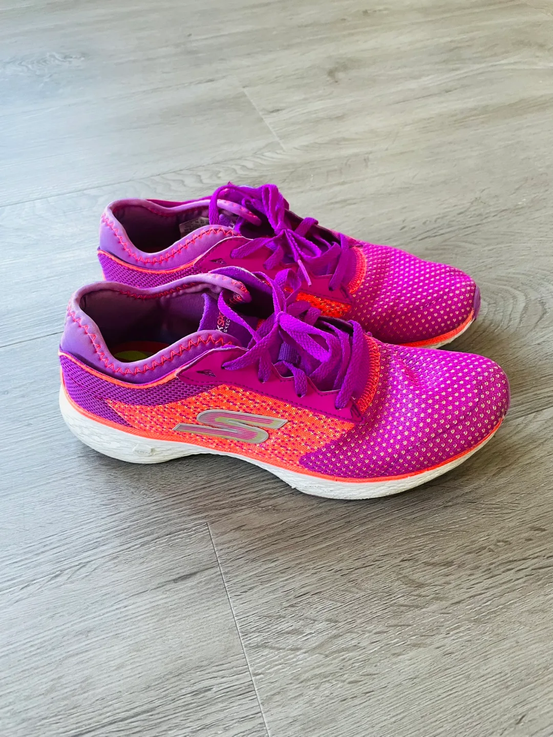 Skechers Go Walk Max Women's Running Shoes - US 8 image indicator(2)