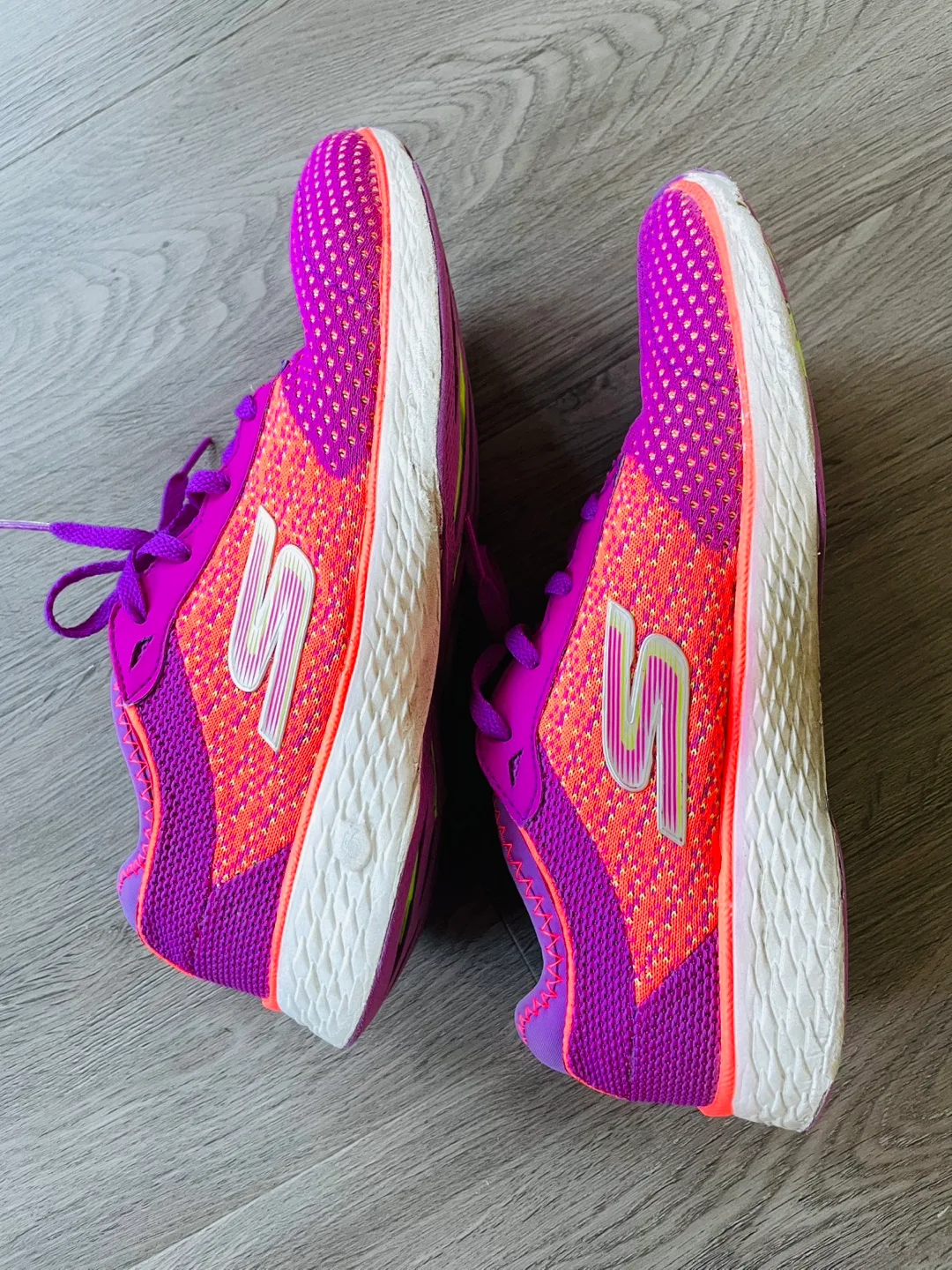 Skechers Go Walk Max Women's Running Shoes - US 8 thumbnail