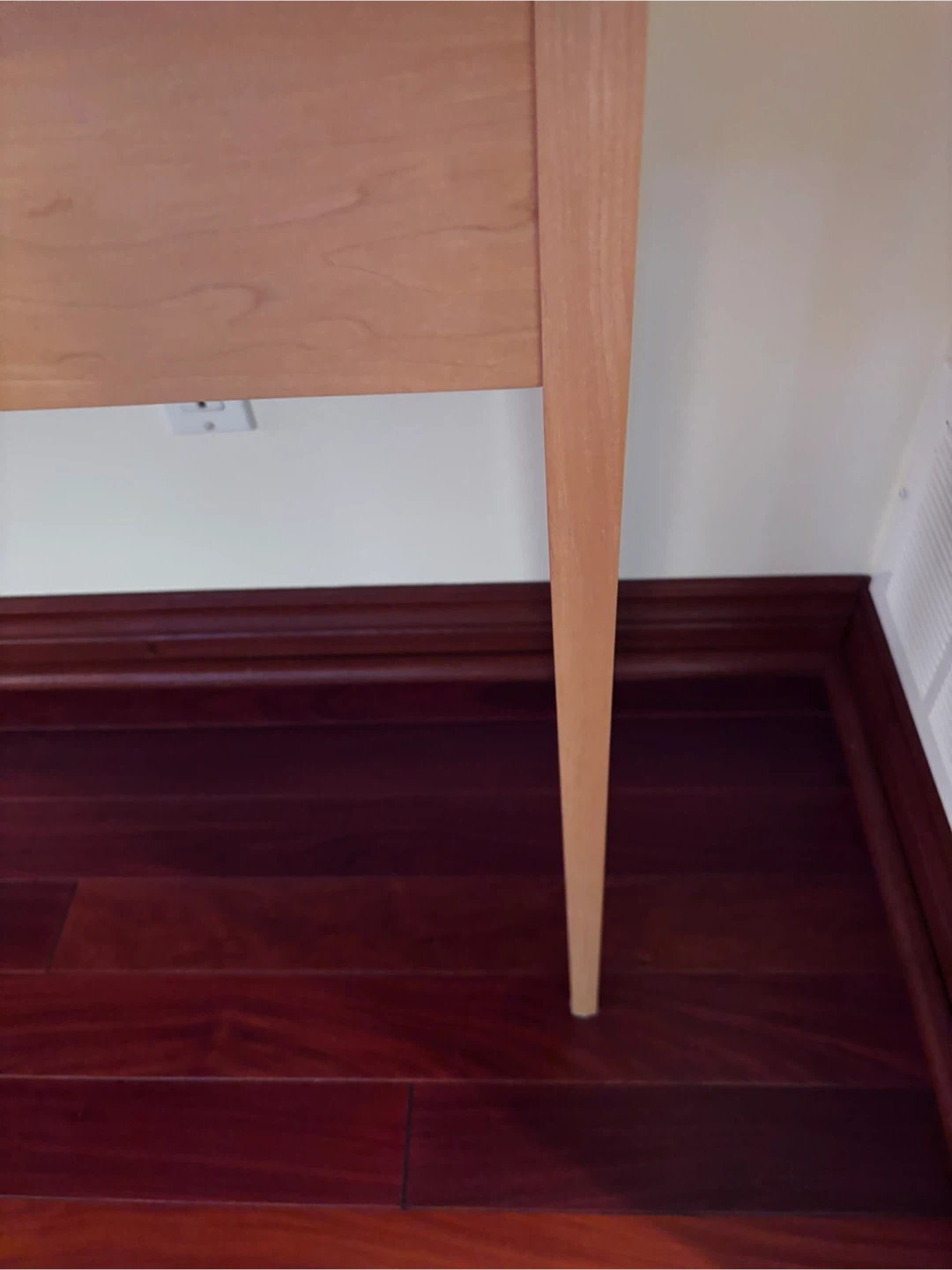 Shaker Style Solid Maple End Tables and sofa Table, like new - photo 4