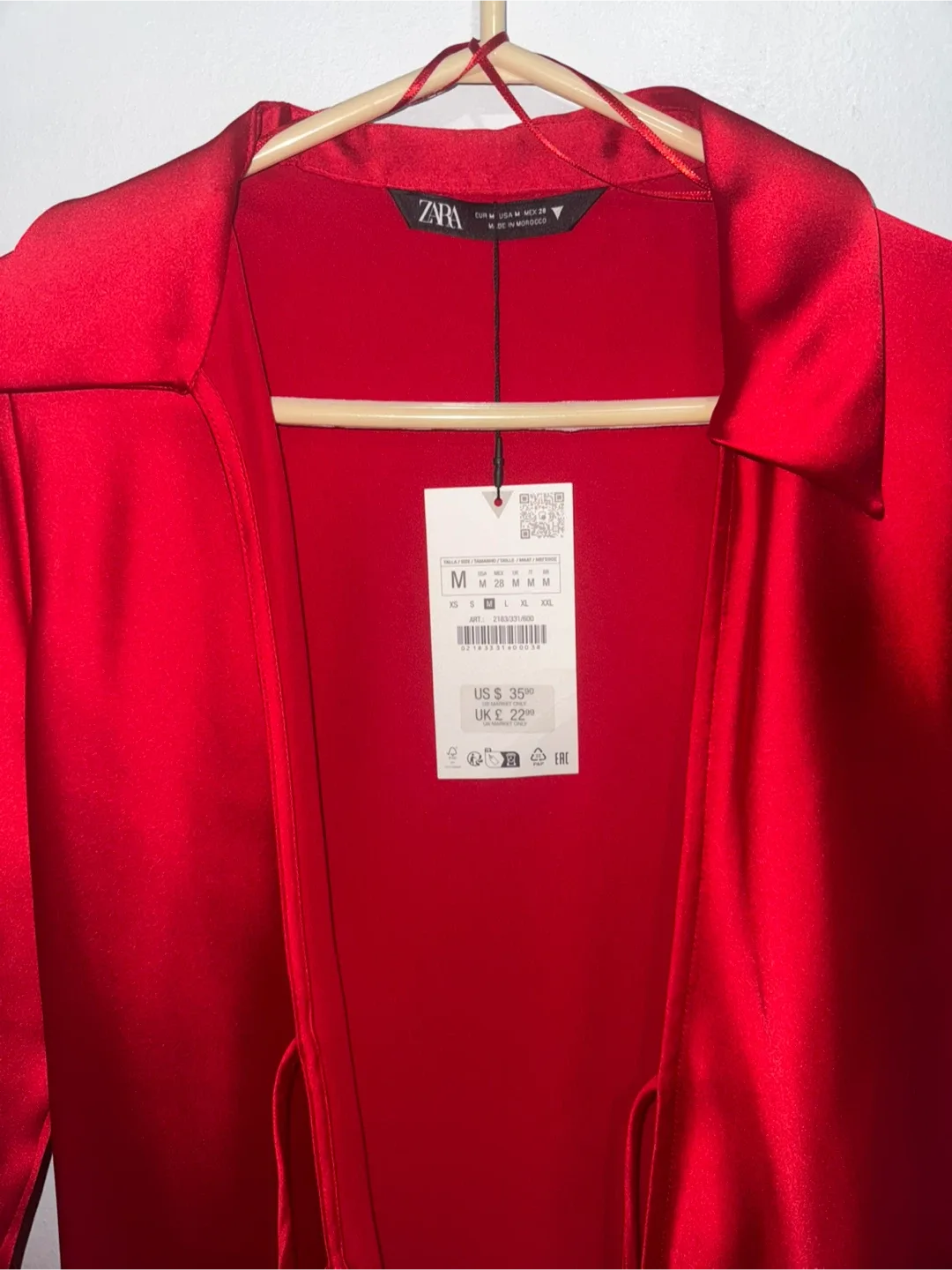 Zara Red Satin Shirt - Size M image indicator(2)