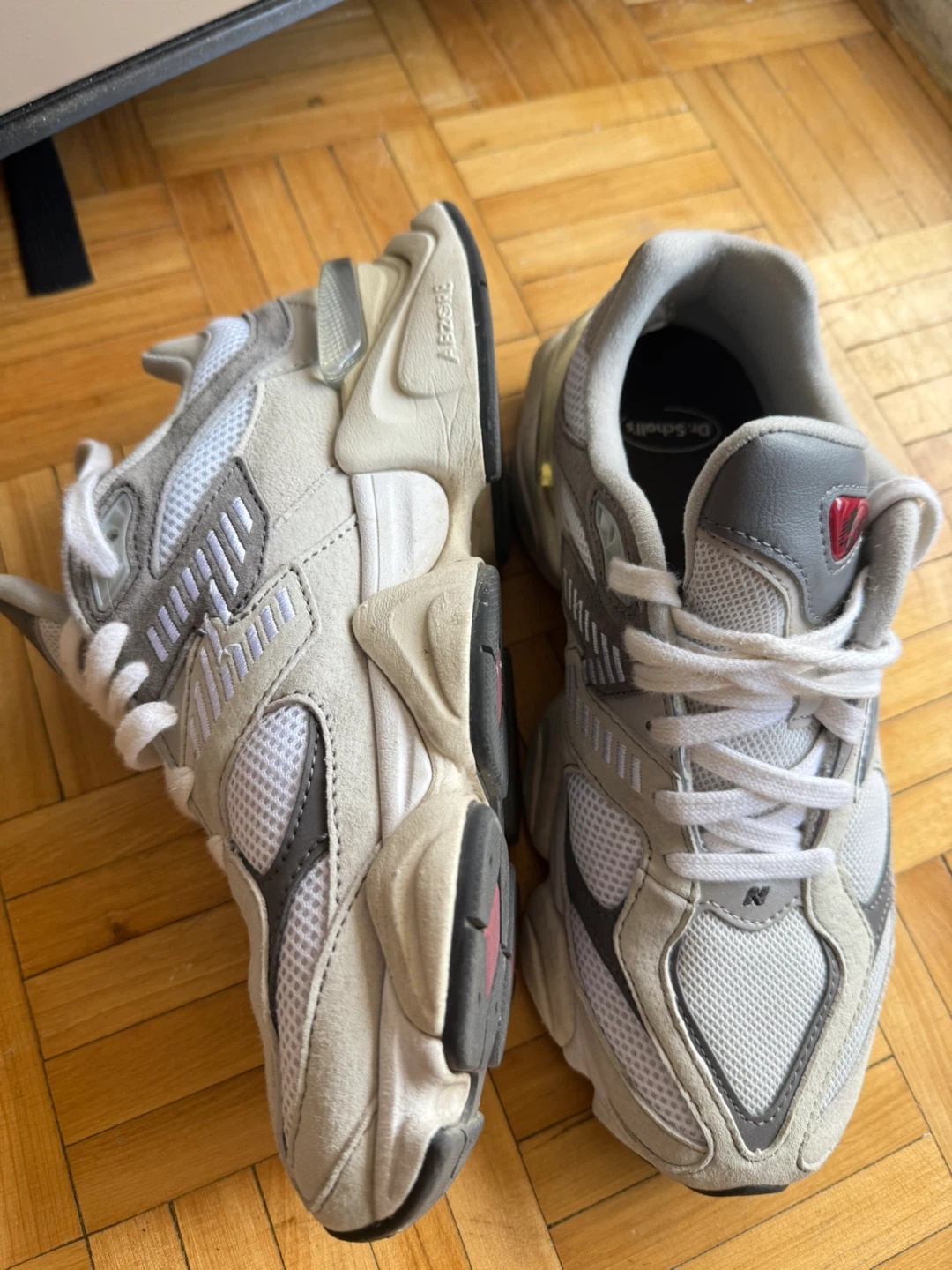 New Balance 9060 Grey/White, US 8.5 - photo 3