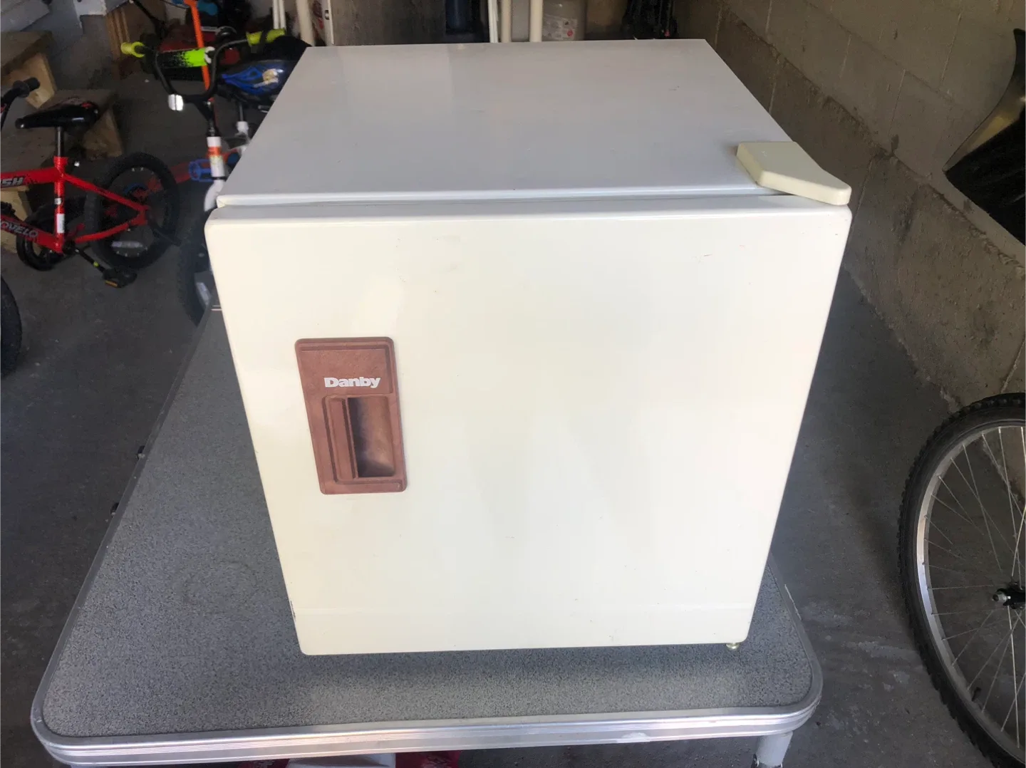 Danby compact mini fridge thumbnail