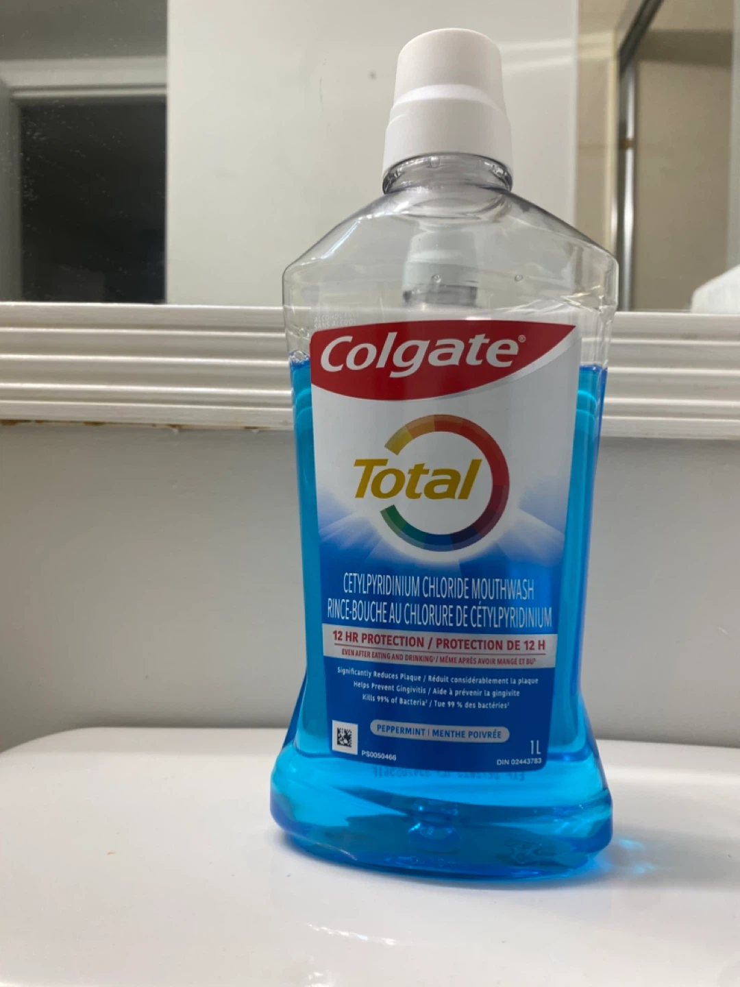Colgate Total Mouthwash - Peppermint - photo 2
