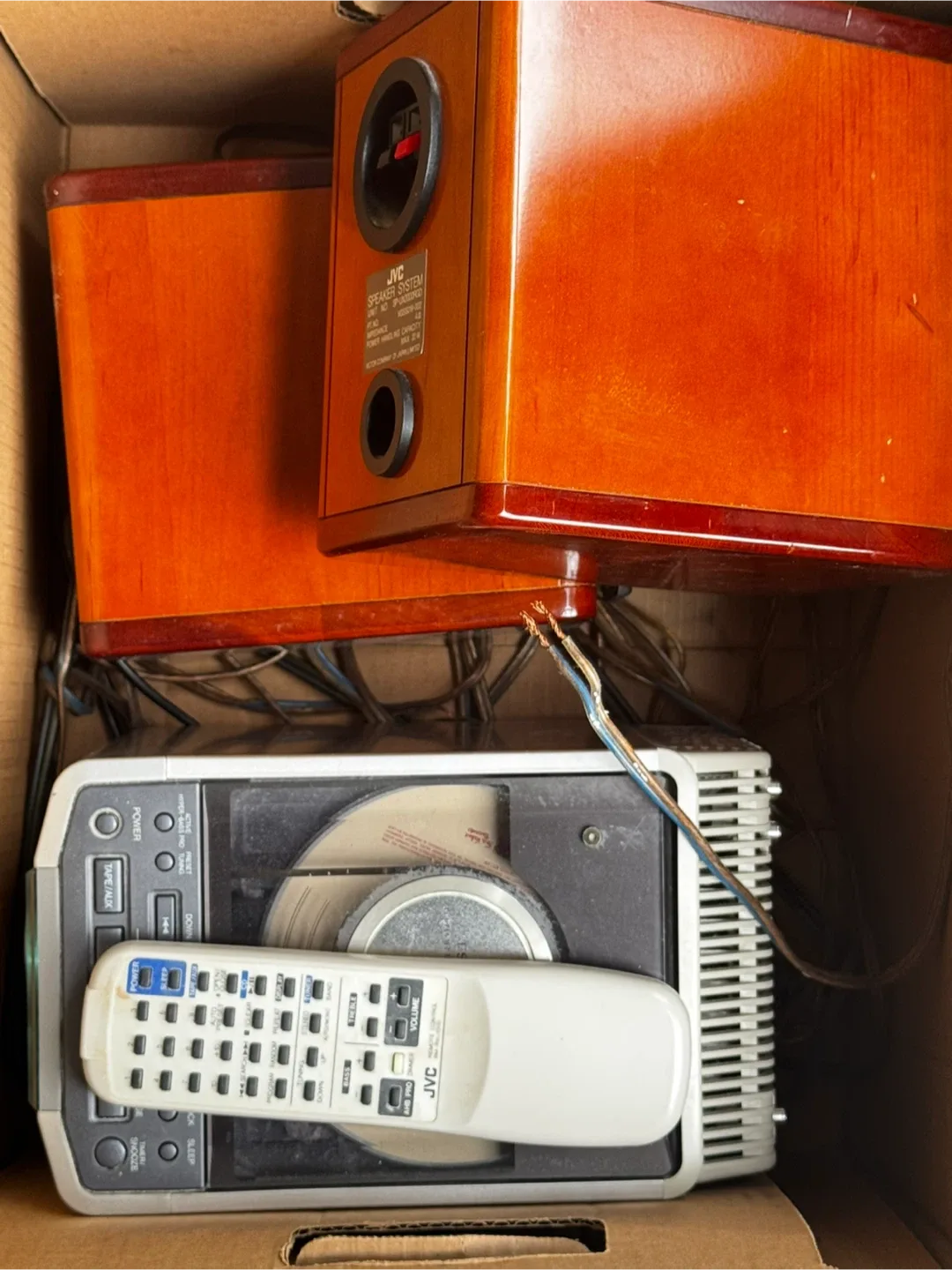 JVC Speaker System SP-UX5000 and Receiver image indicator(3)