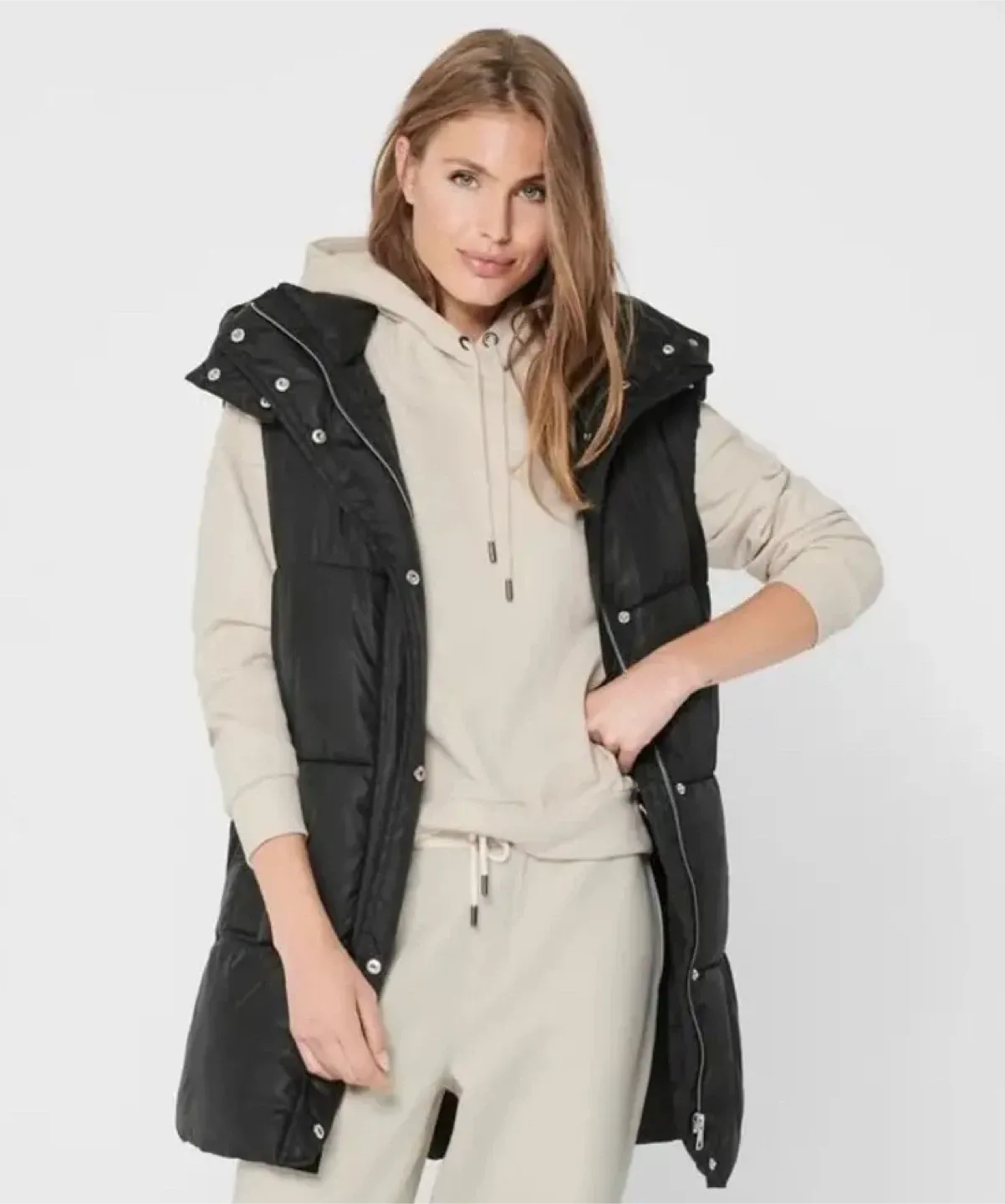 ONLY Black Puffer Vest image indicator(3)