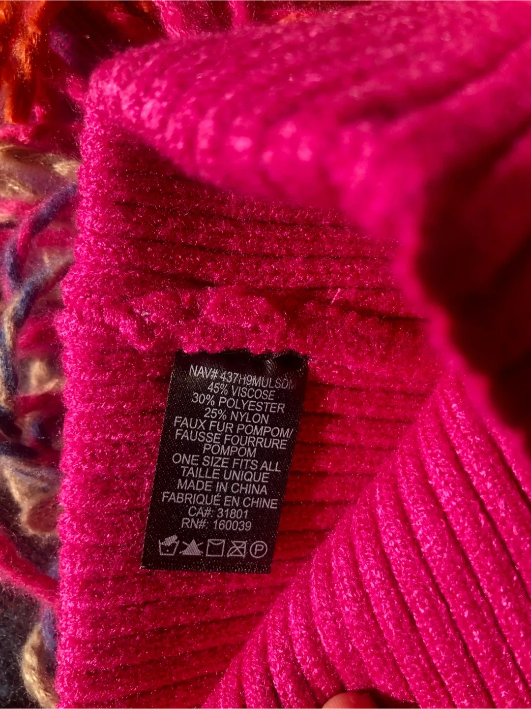 Hat and Scarf Set - Pink Pom Pom Hat image indicator(3)