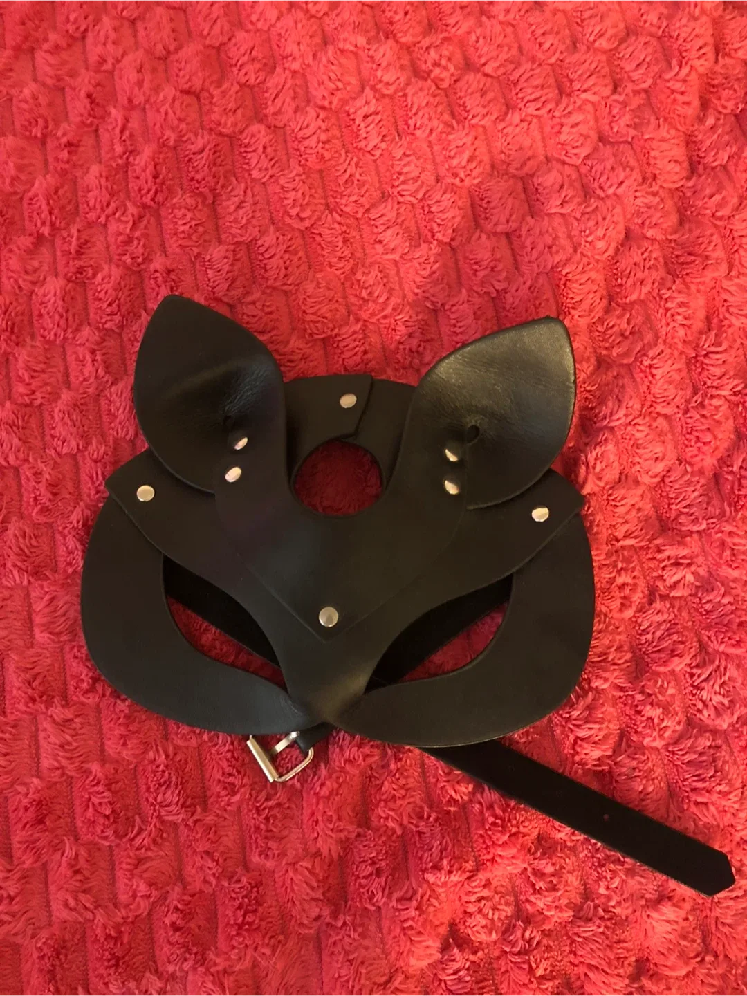 Black Leather Cat Mask 🎃 thumbnail
