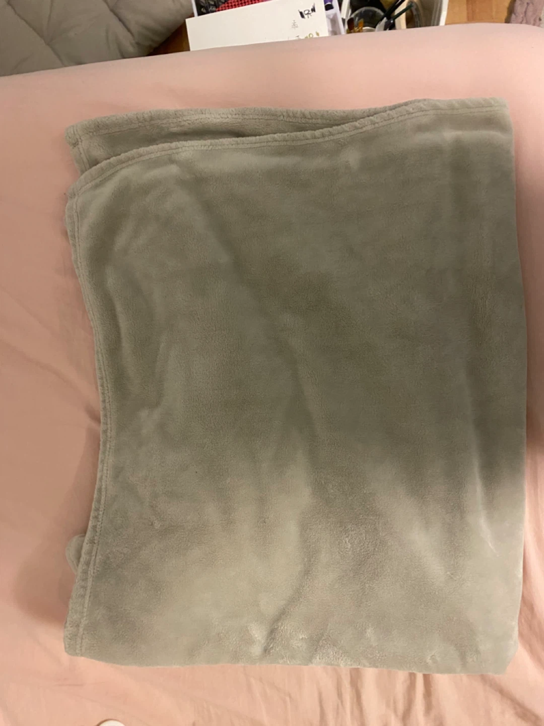 Celebrity Home Beige Throw Blanket 50x60